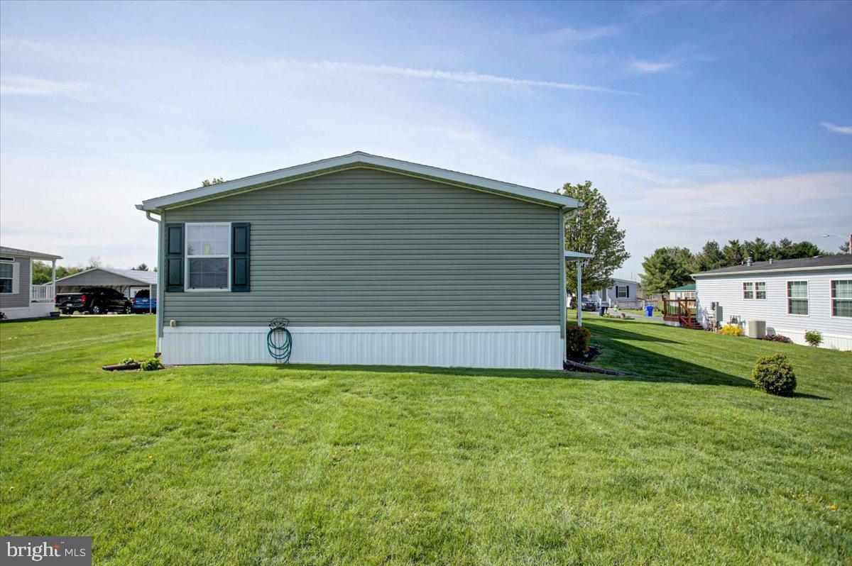 MAIZEFIELD COMMUNITY - Residential