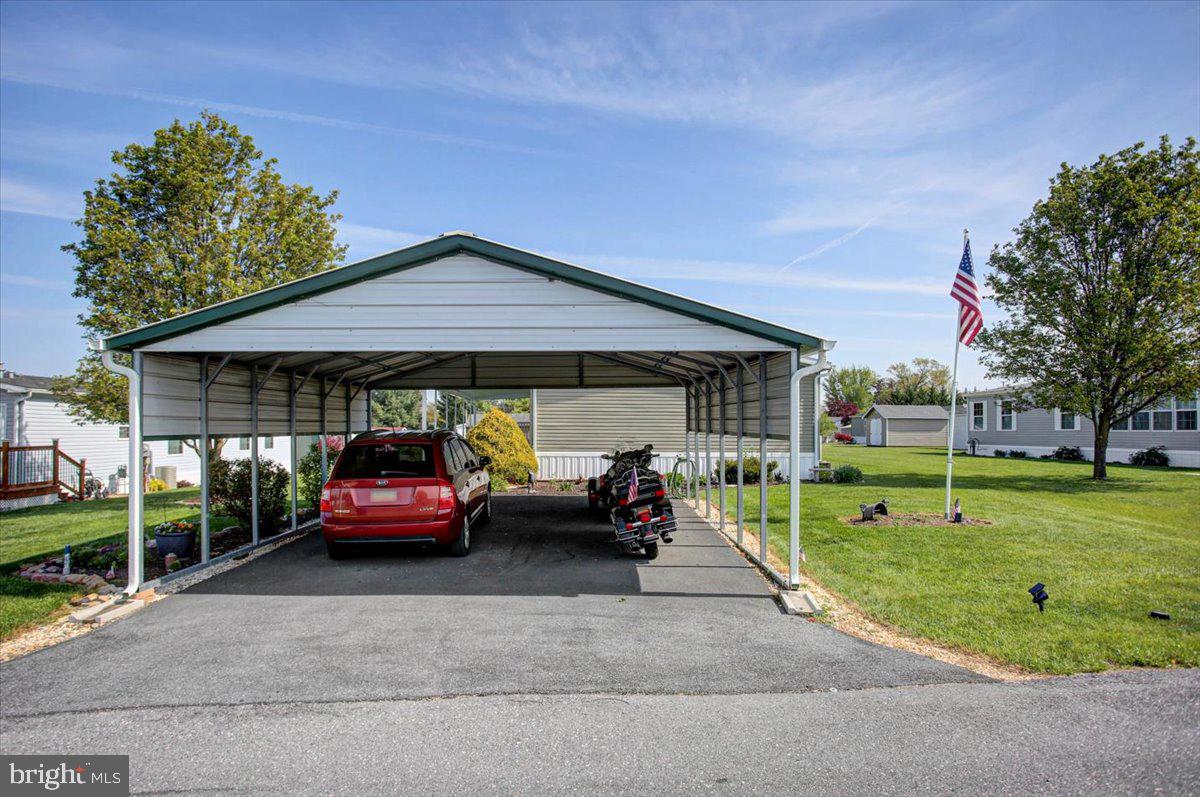 MAIZEFIELD COMMUNITY - Residential