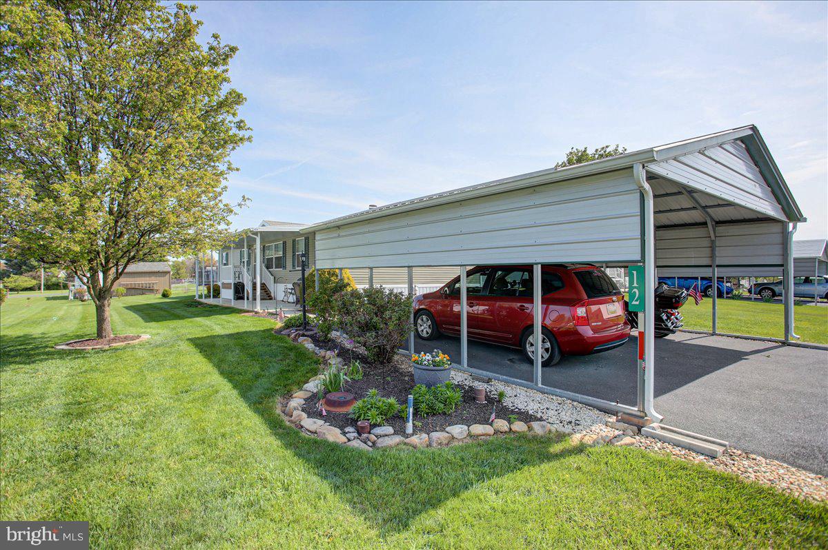 MAIZEFIELD COMMUNITY - Residential