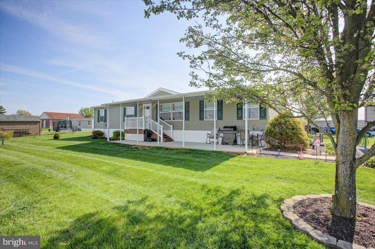 MAIZEFIELD COMMUNITY - Residential