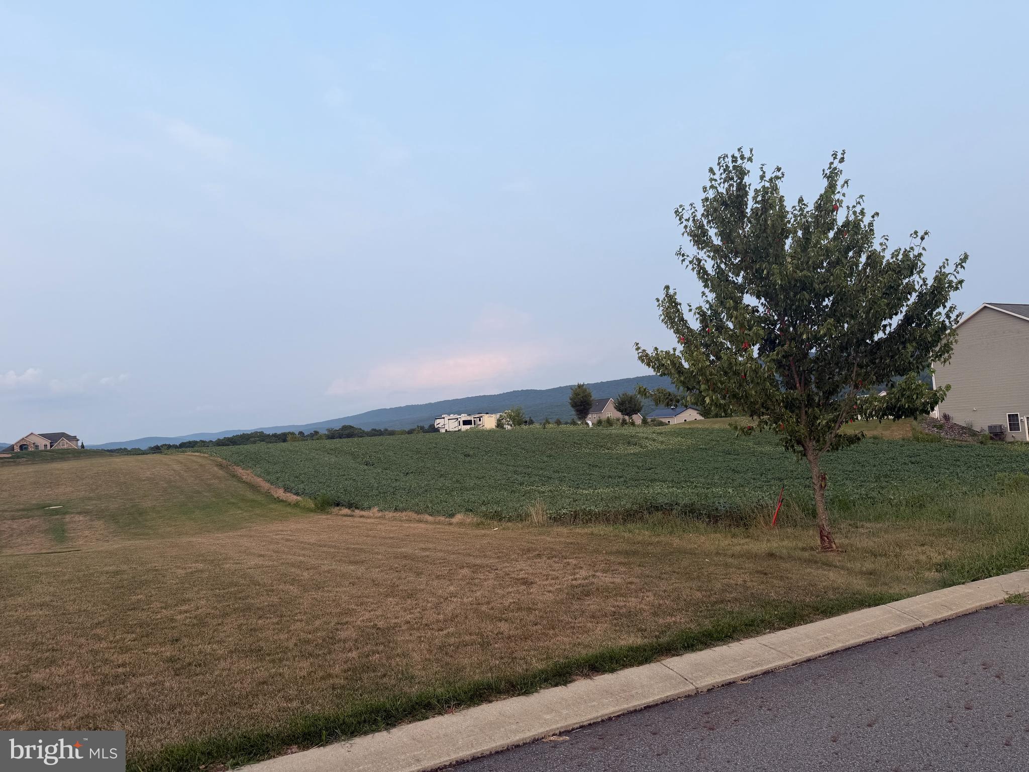 32 PHEASANT HILL DR