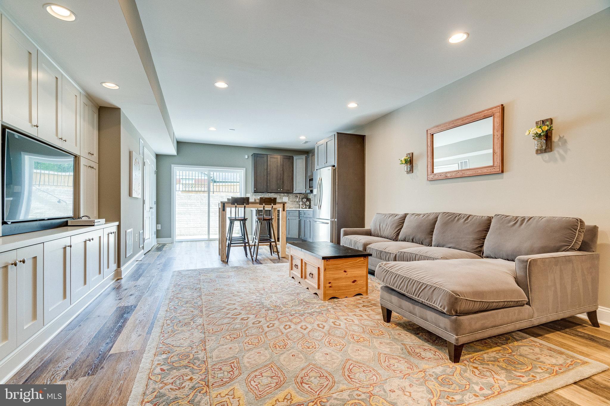 ORCHARD VIEW - Residential