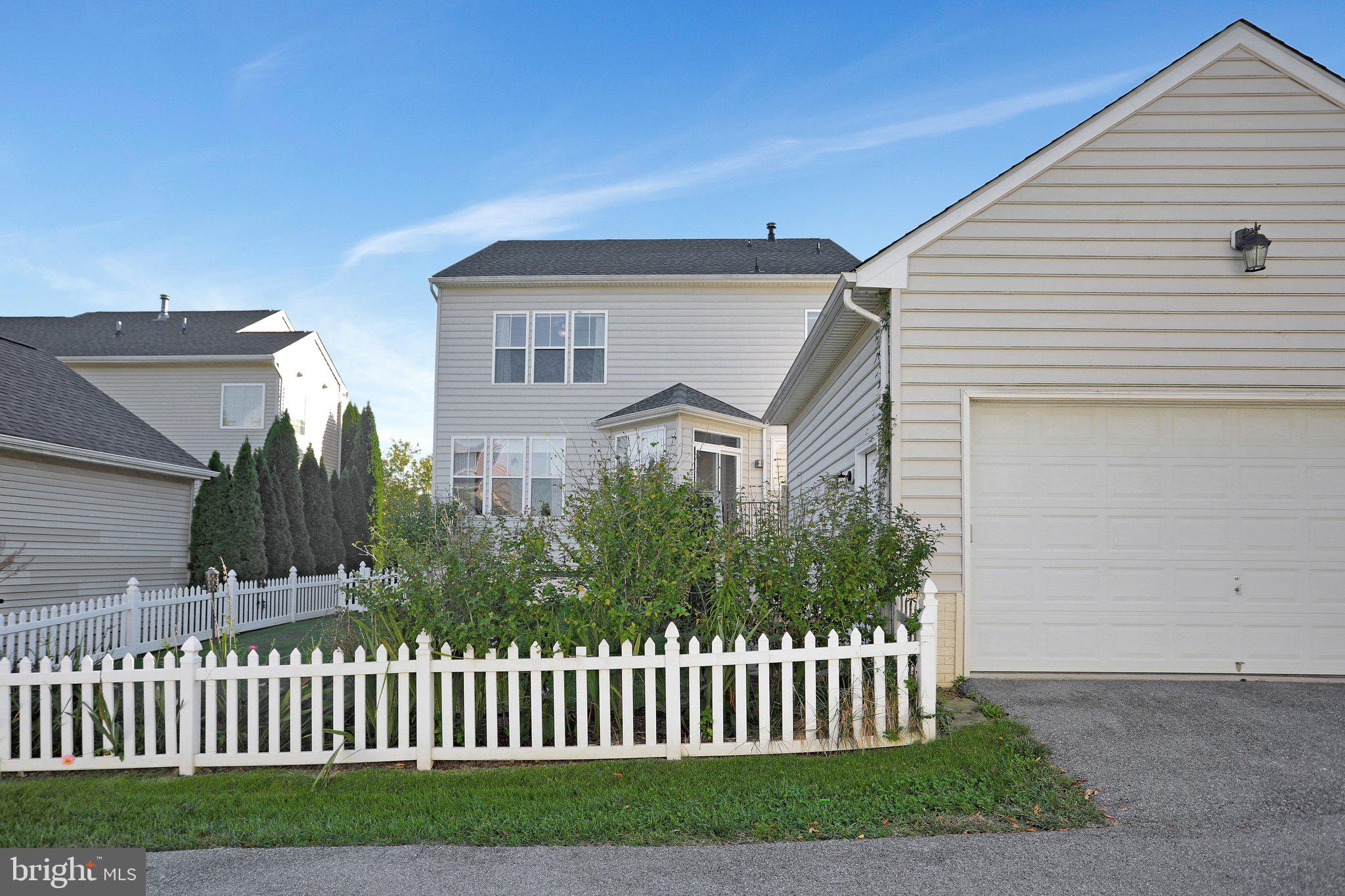 HUNTFIELD - Residential