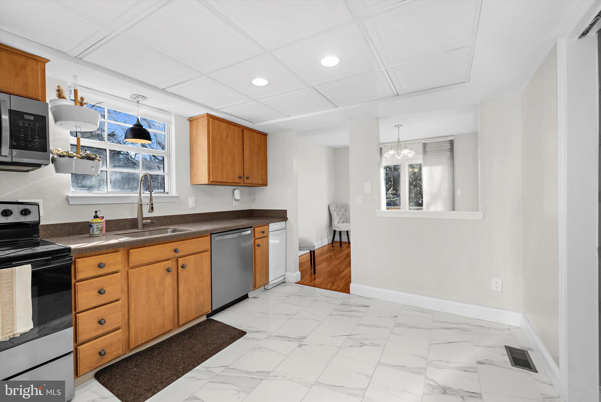 RIDGEFIELD - Residential