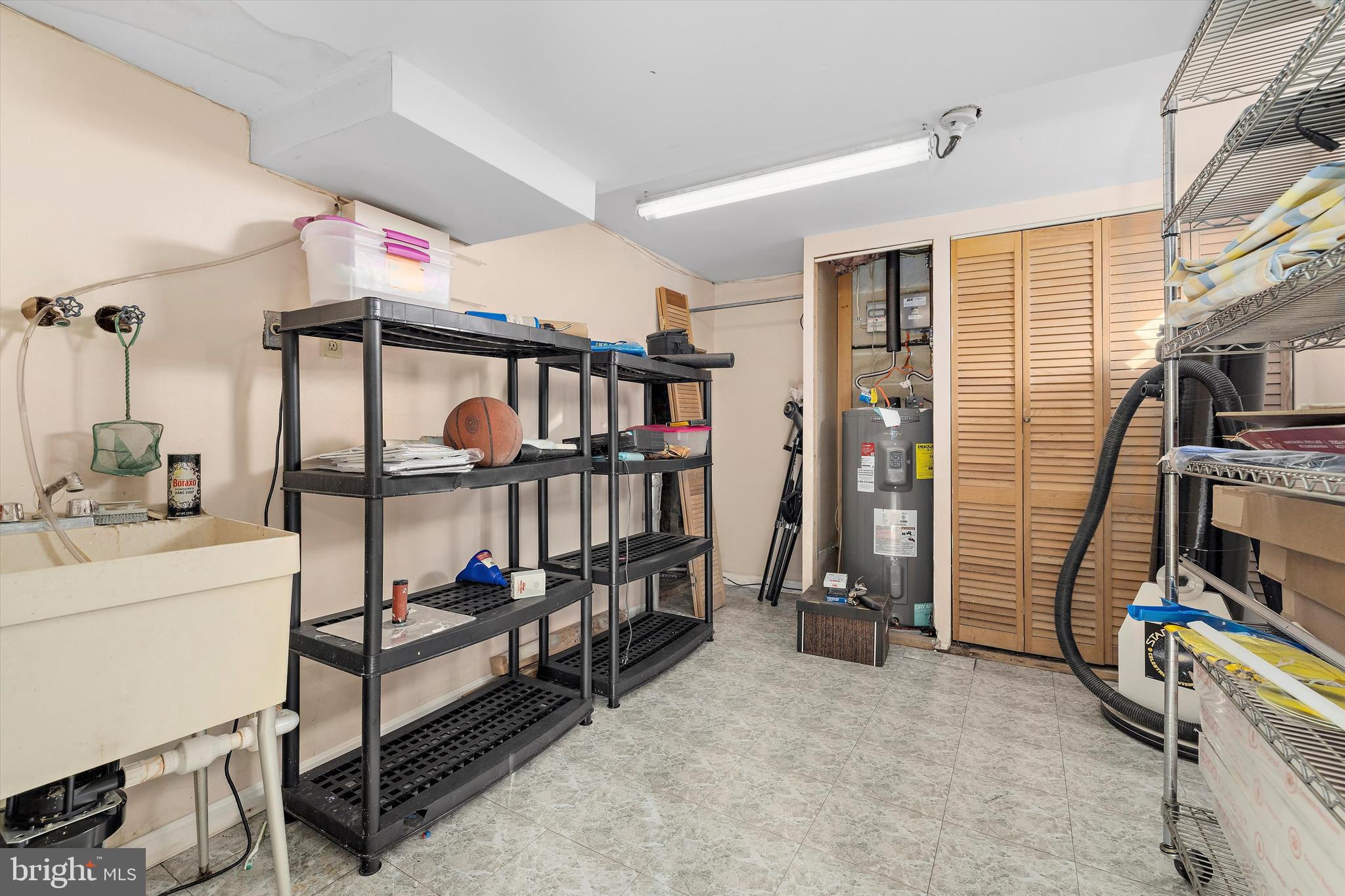 RIDGEFIELD - Residential