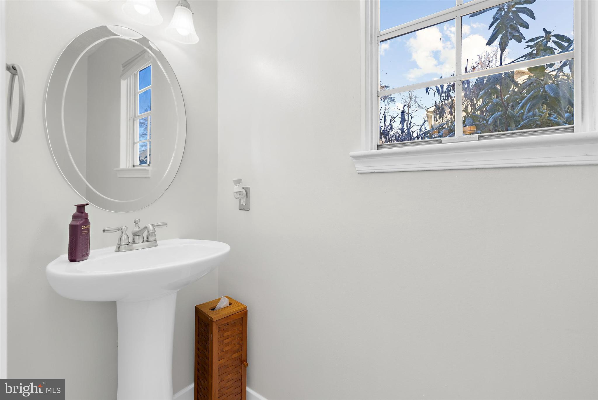 RIDGEFIELD - Residential