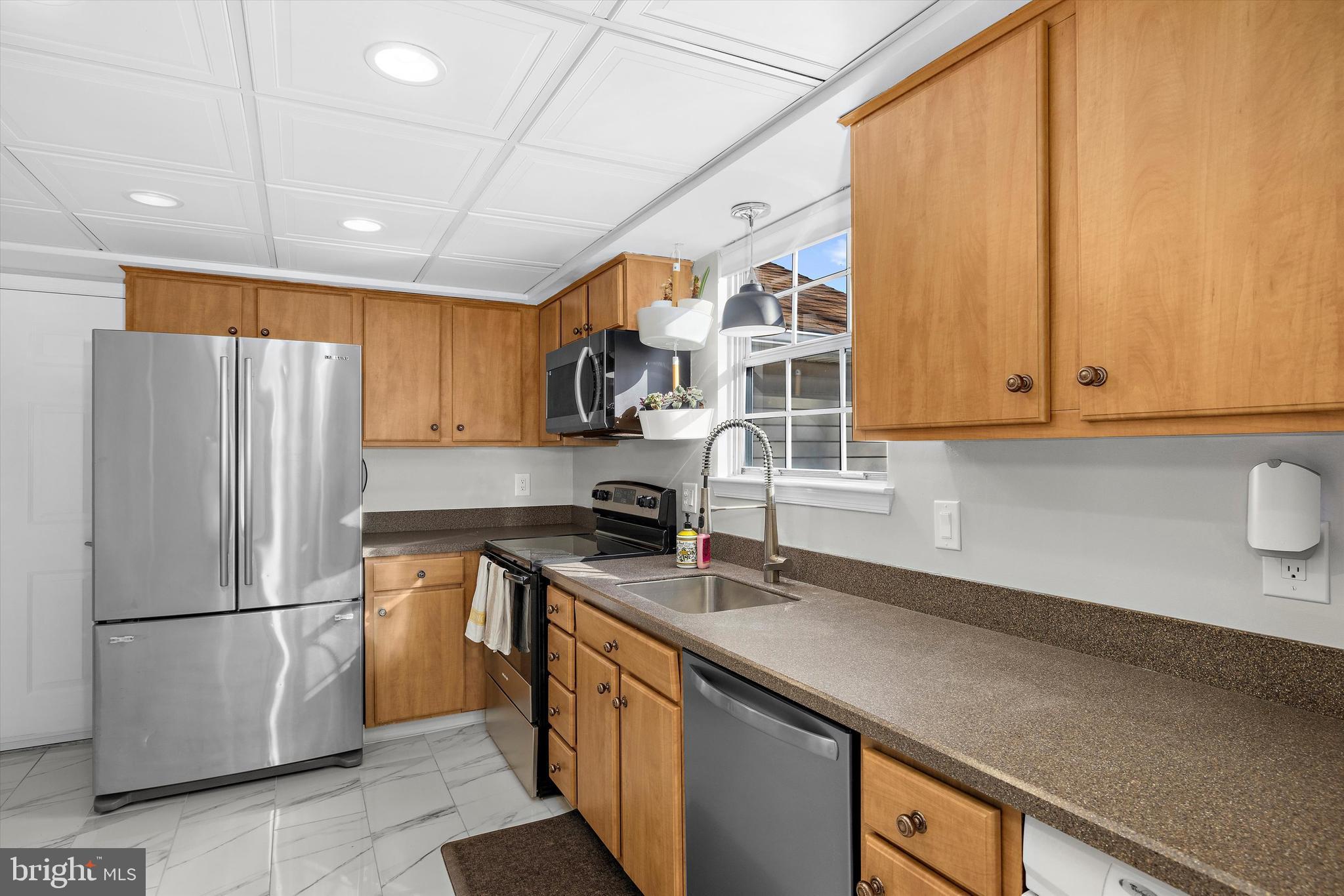 RIDGEFIELD - Residential