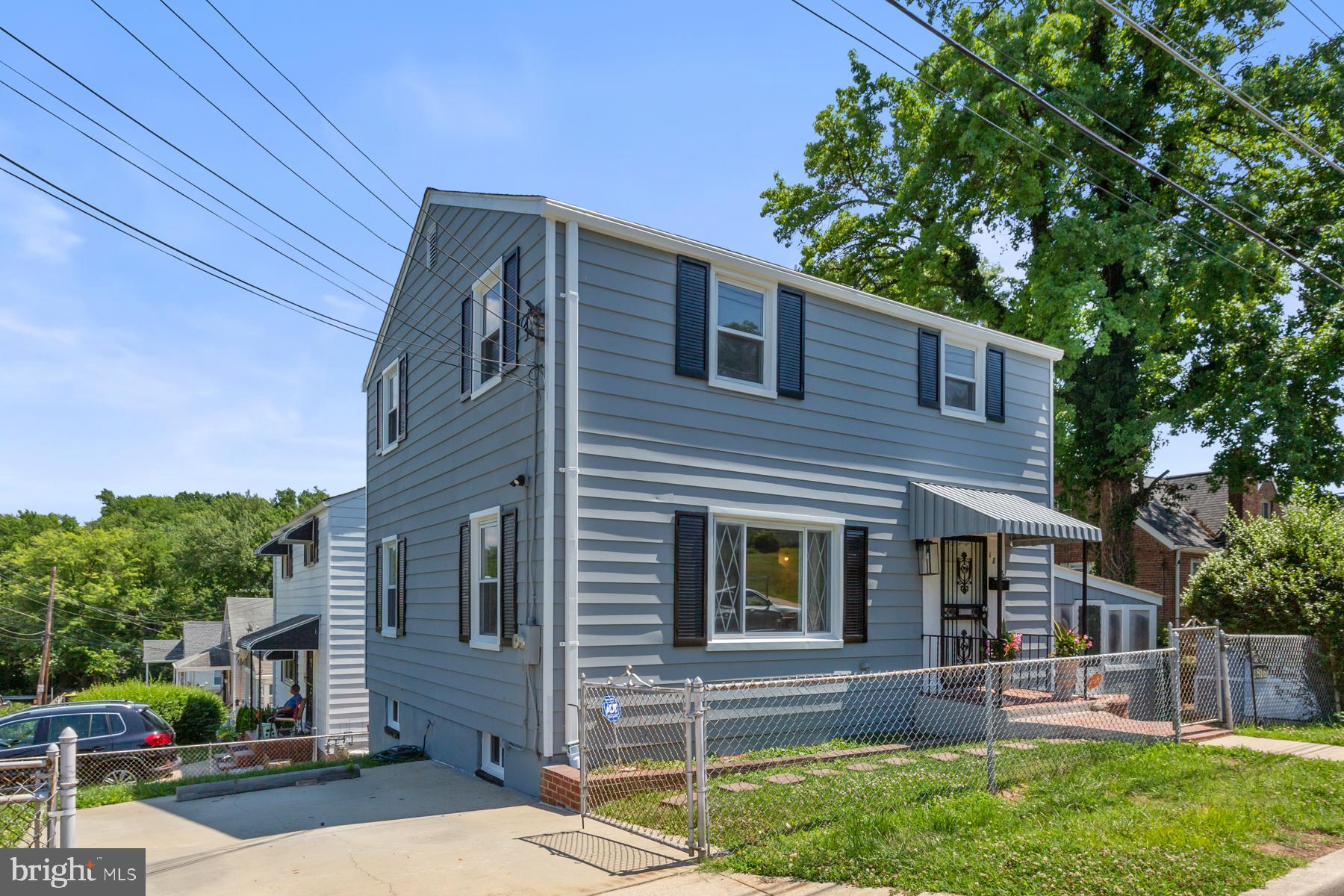 CAPITOL HEIGHTS - Residential