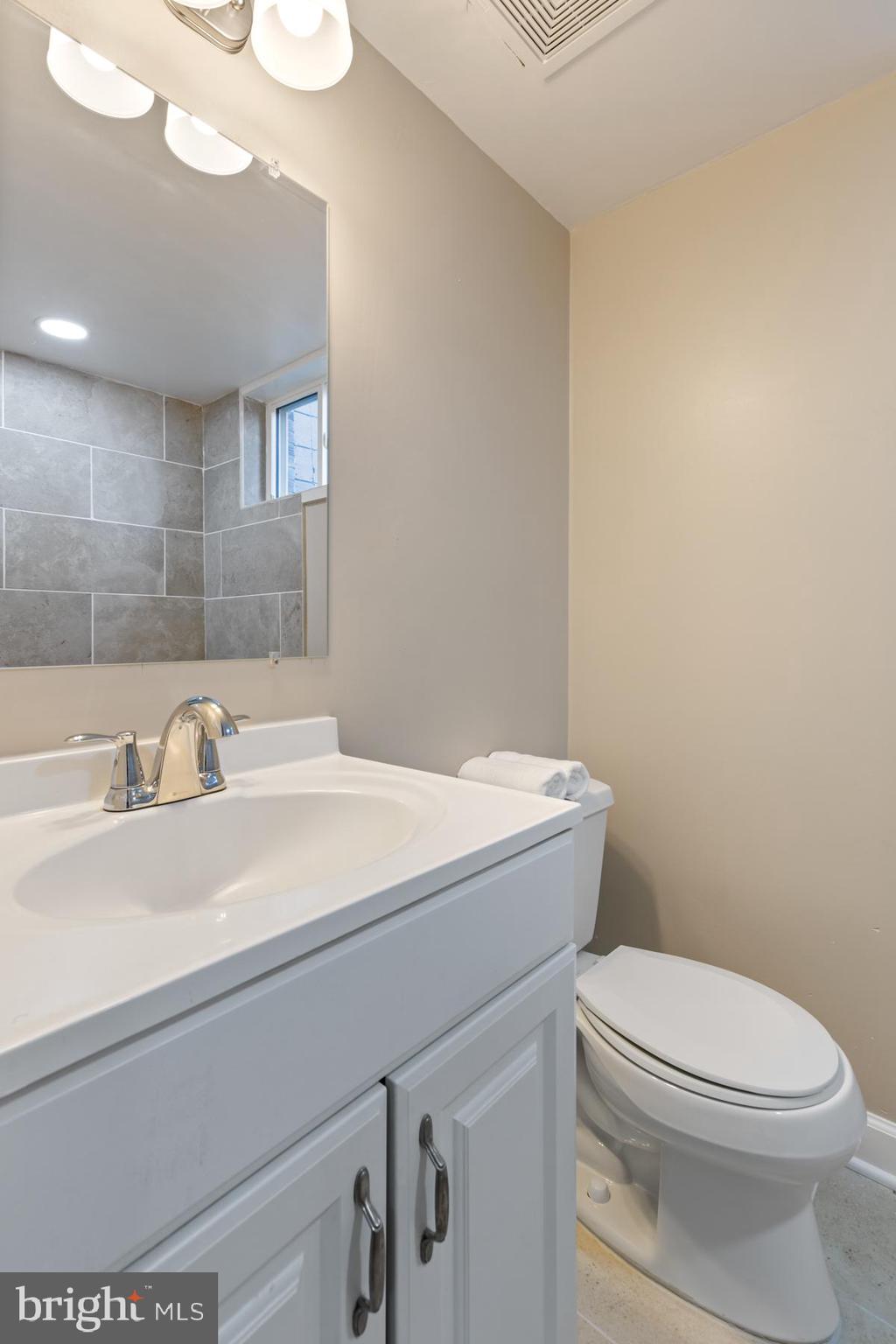 CAPITOL HEIGHTS - Residential