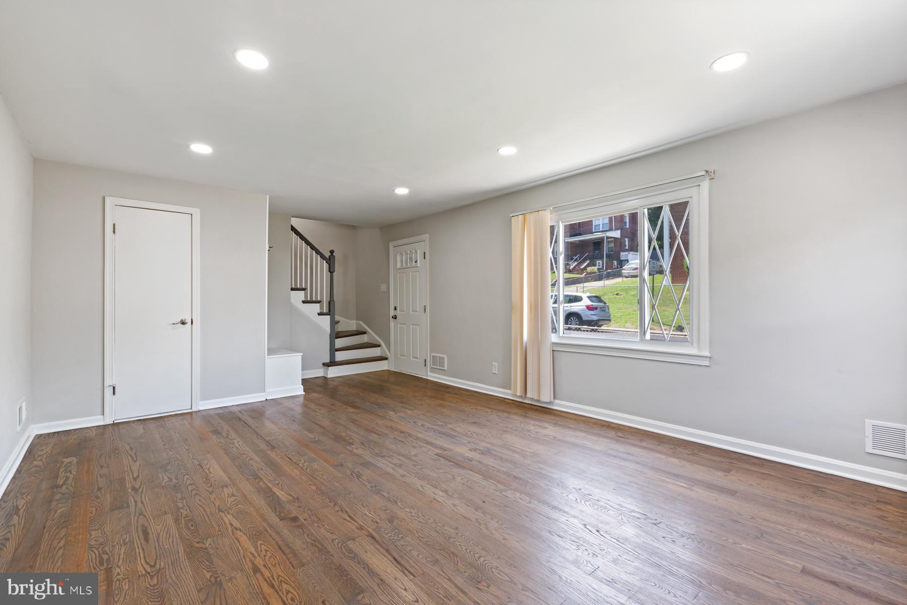 CAPITOL HEIGHTS - Residential