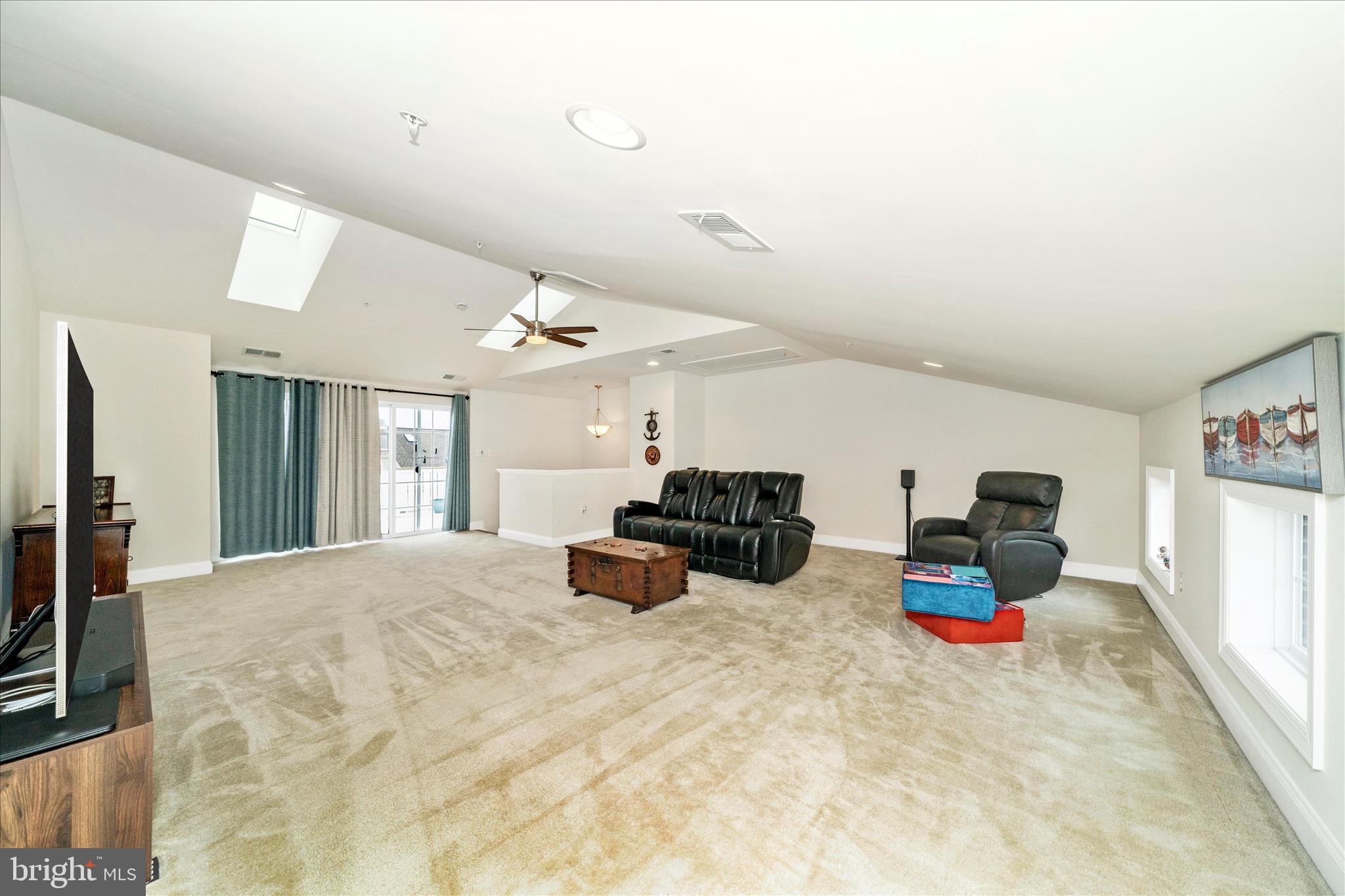 THE ENCLAVE AT ARUNDEL PRESERVE - Residential