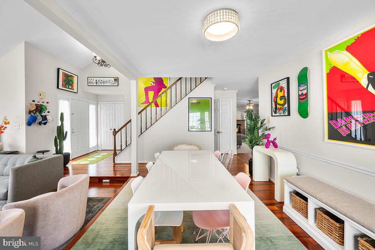 7112 STANCHION LANE