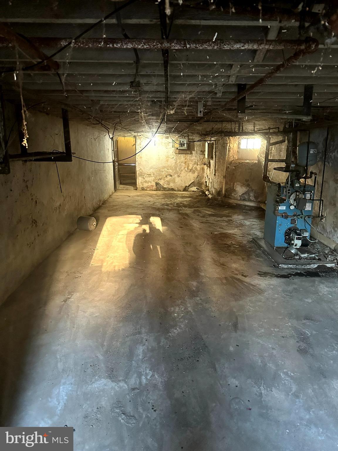 PHILADELPHIA (SOUTHWEST) - Residential