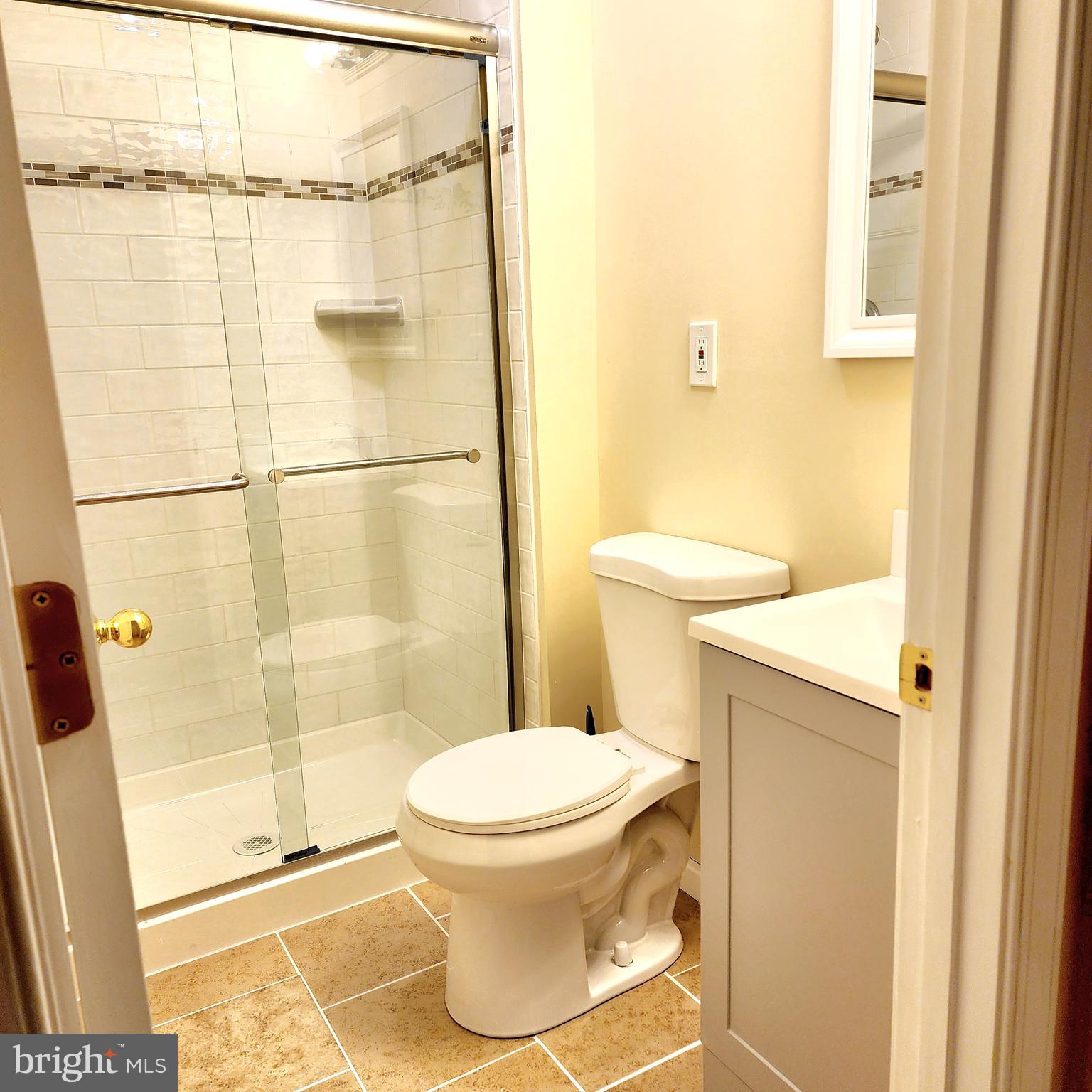 DEERBORNE - Residential Lease