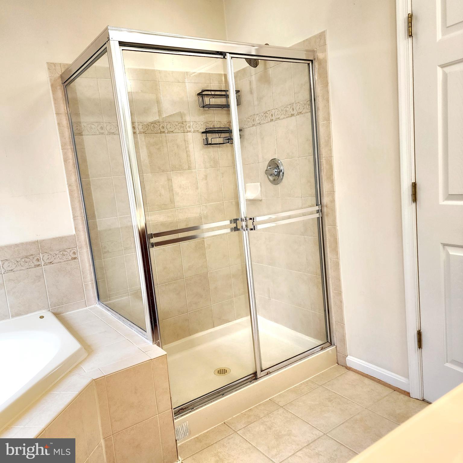 DEERBORNE - Residential Lease