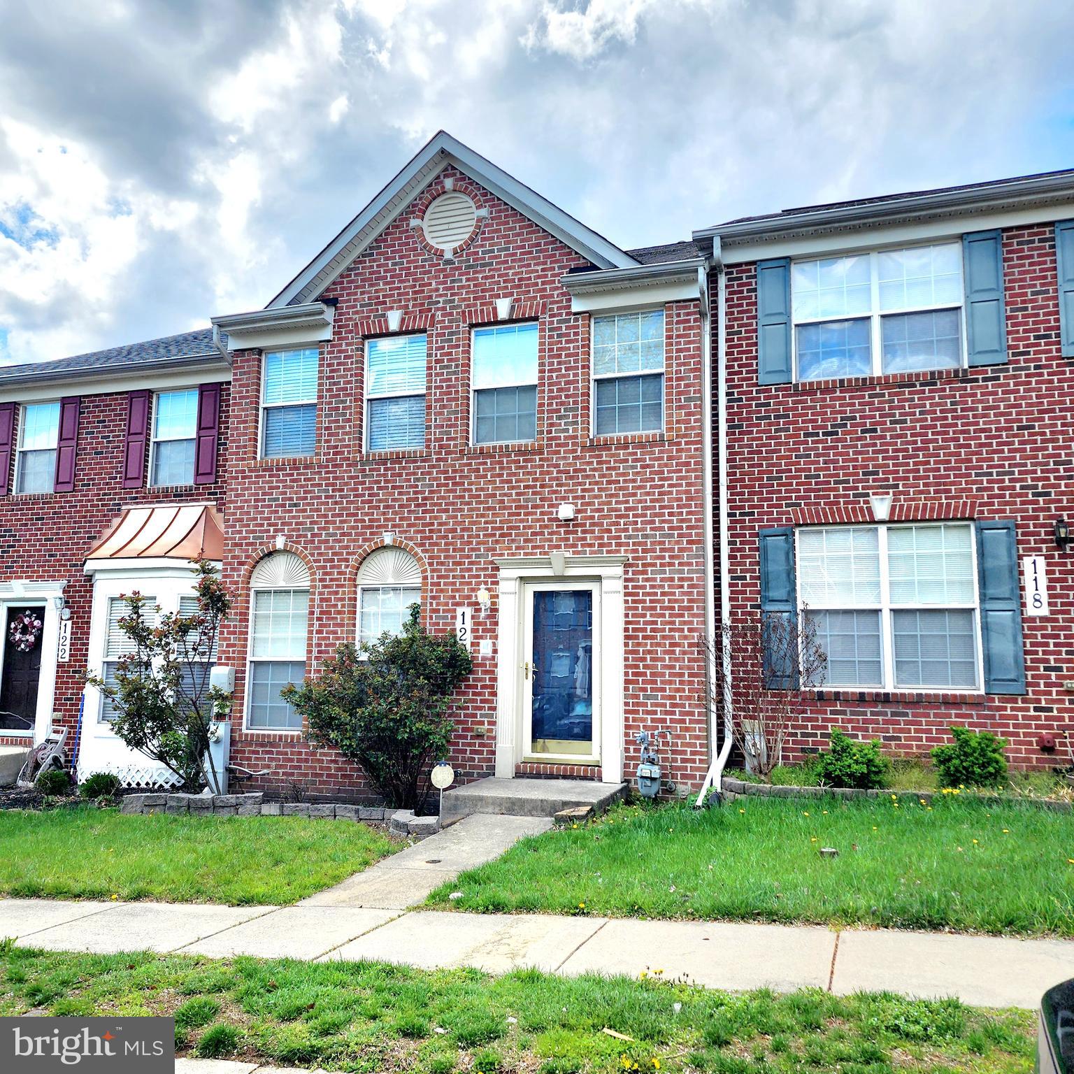 DEERBORNE - Residential Lease