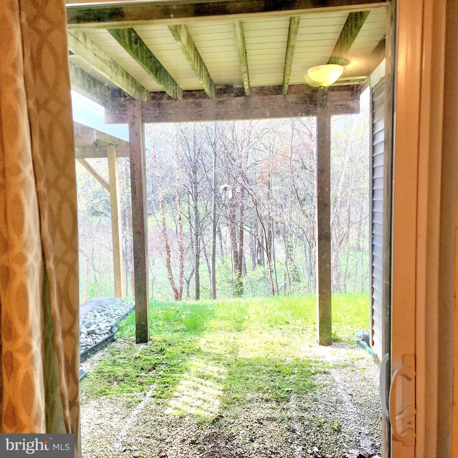 DEERBORNE - Residential Lease