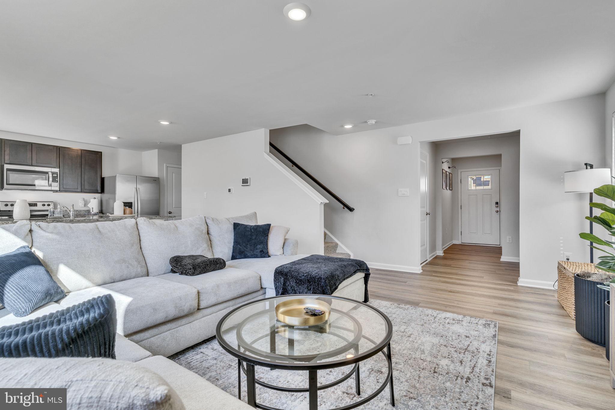 566 FAWN MEADOW LANE