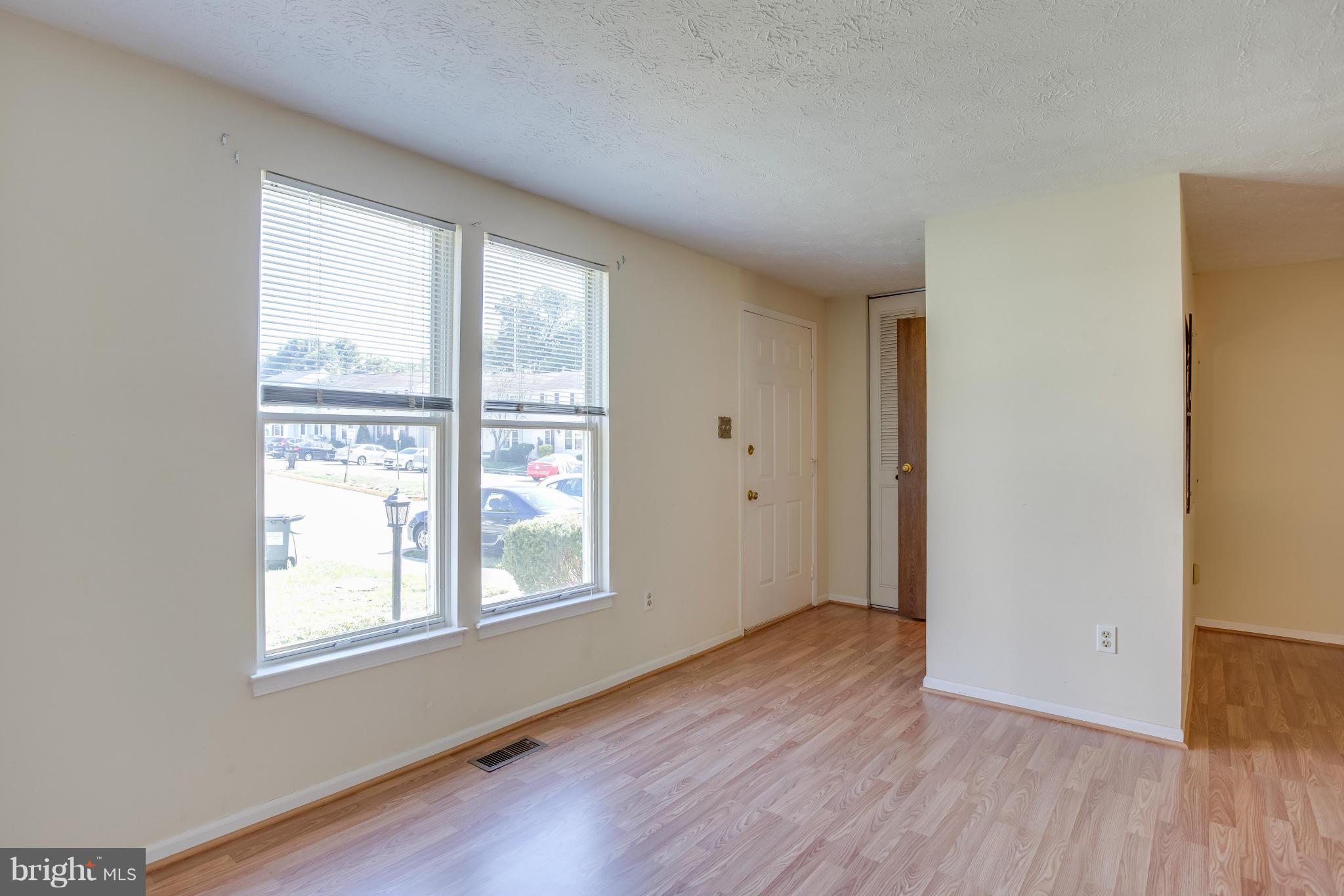 POHICK VILLAGE - Residential