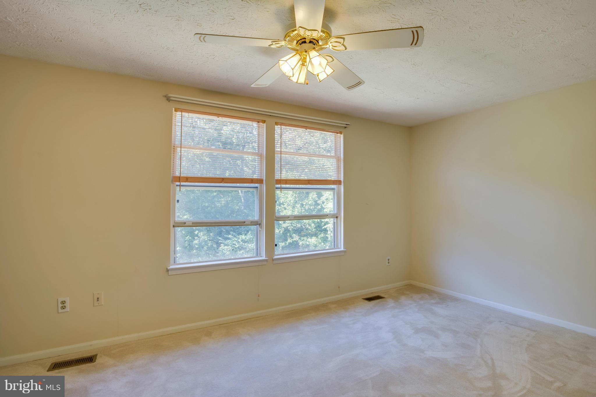 POHICK VILLAGE - Residential