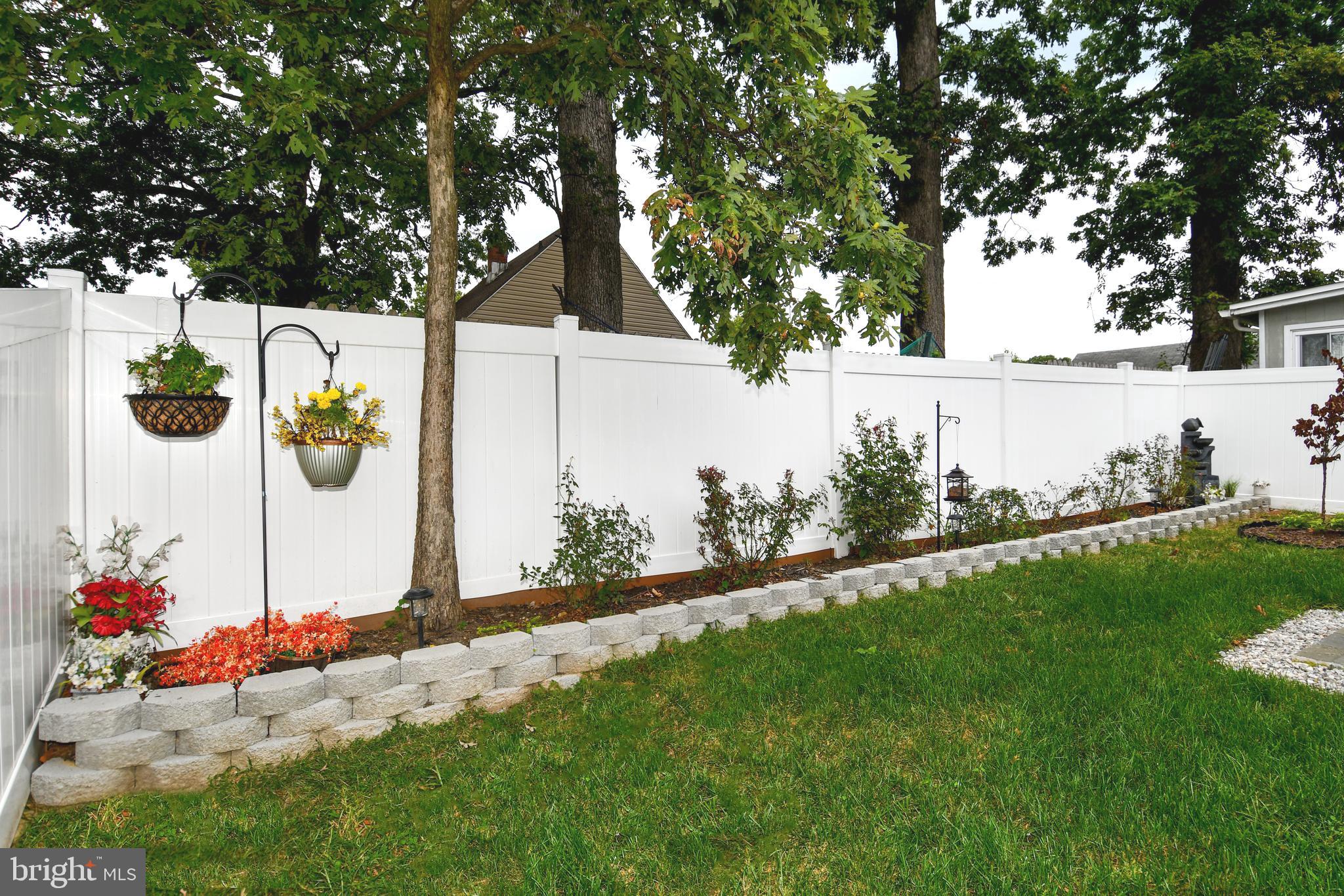 CORAL HILLS - Residential