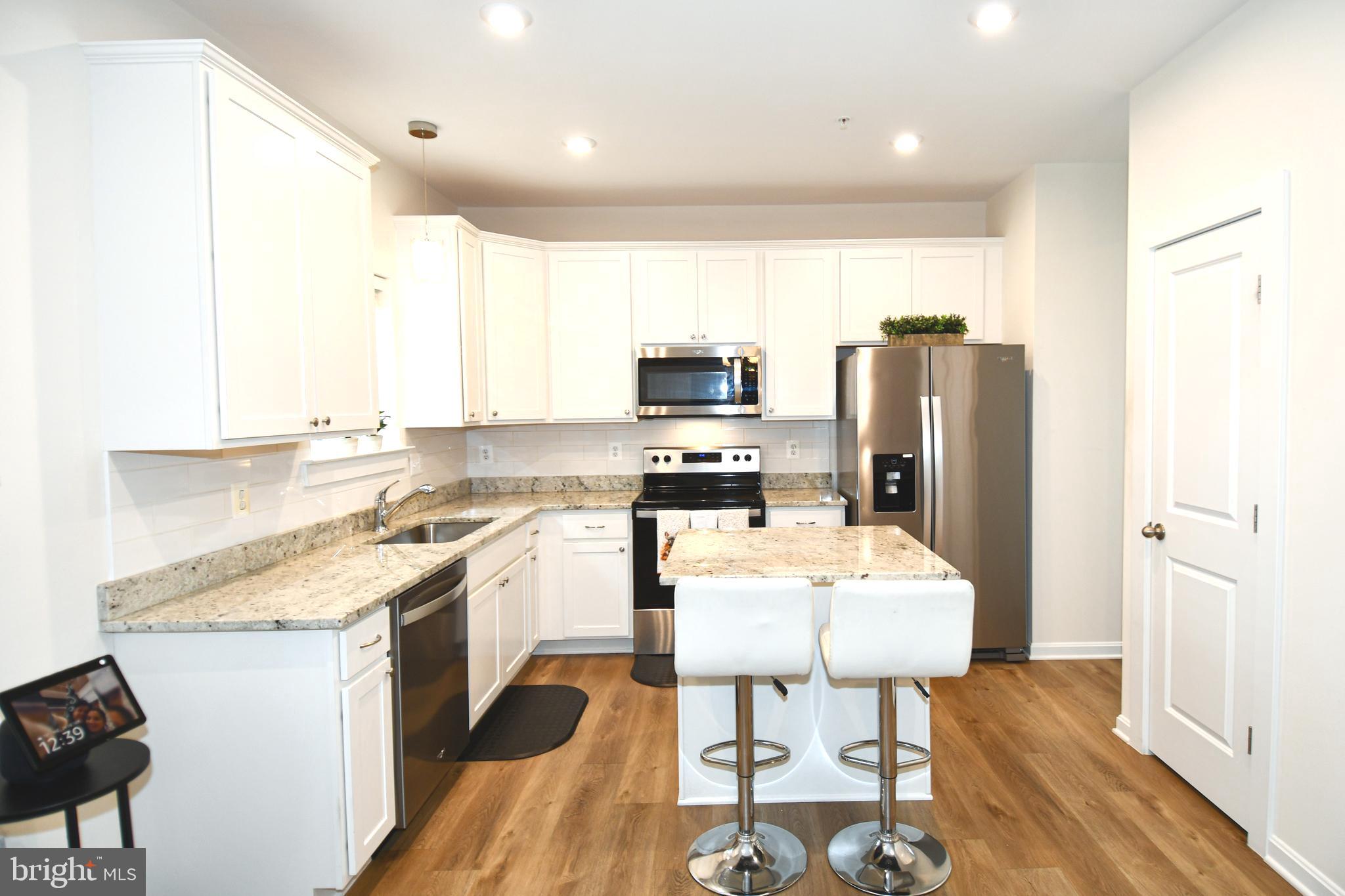 CORAL HILLS - Residential