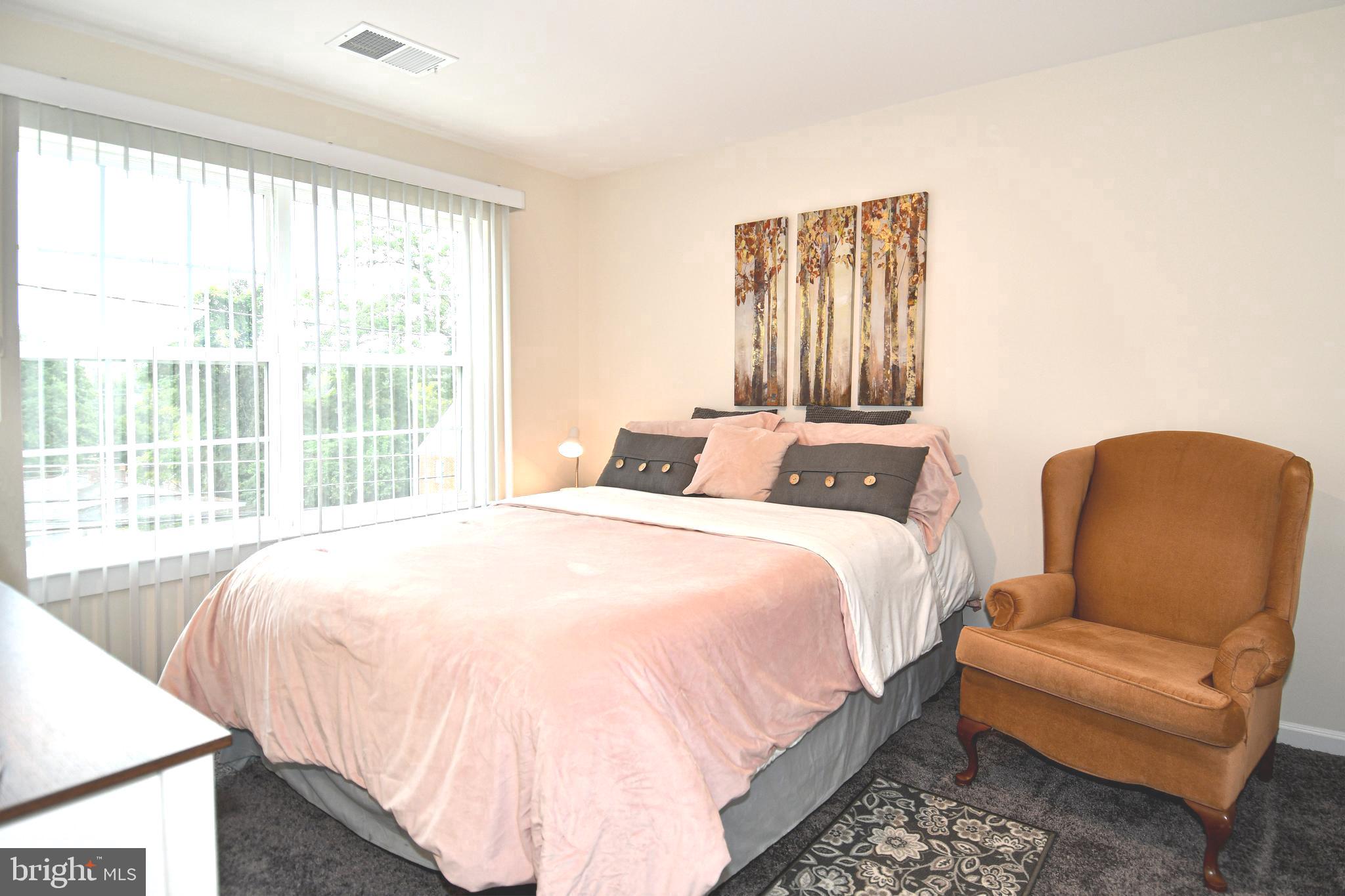 CORAL HILLS - Residential