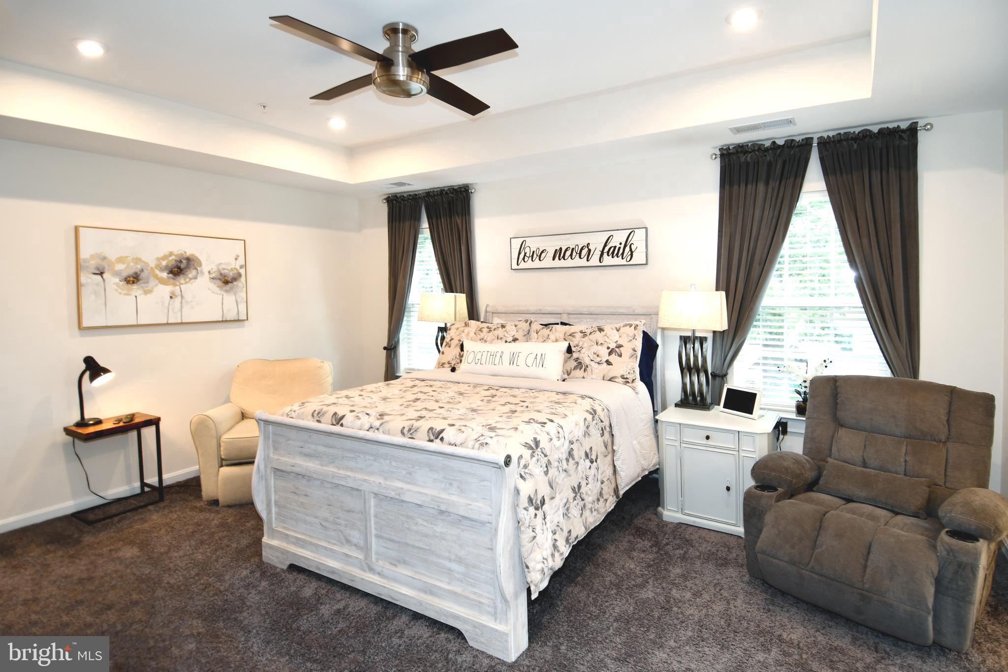 CORAL HILLS - Residential