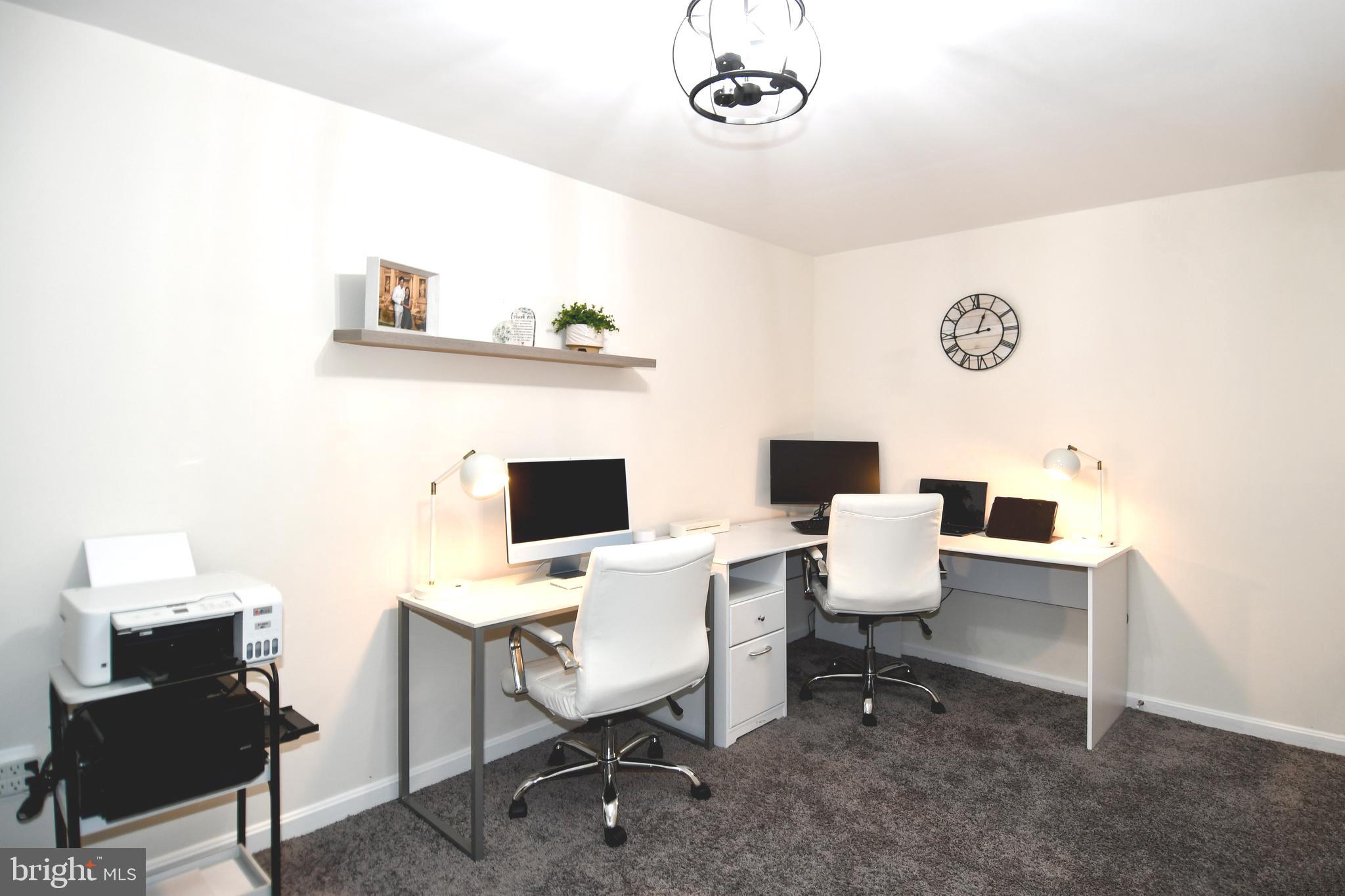 CORAL HILLS - Residential