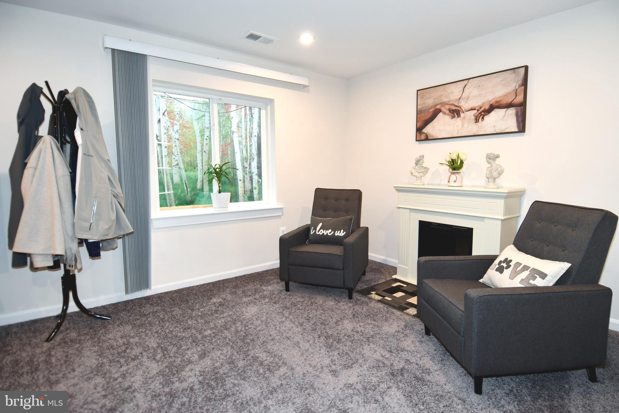 CORAL HILLS - Residential