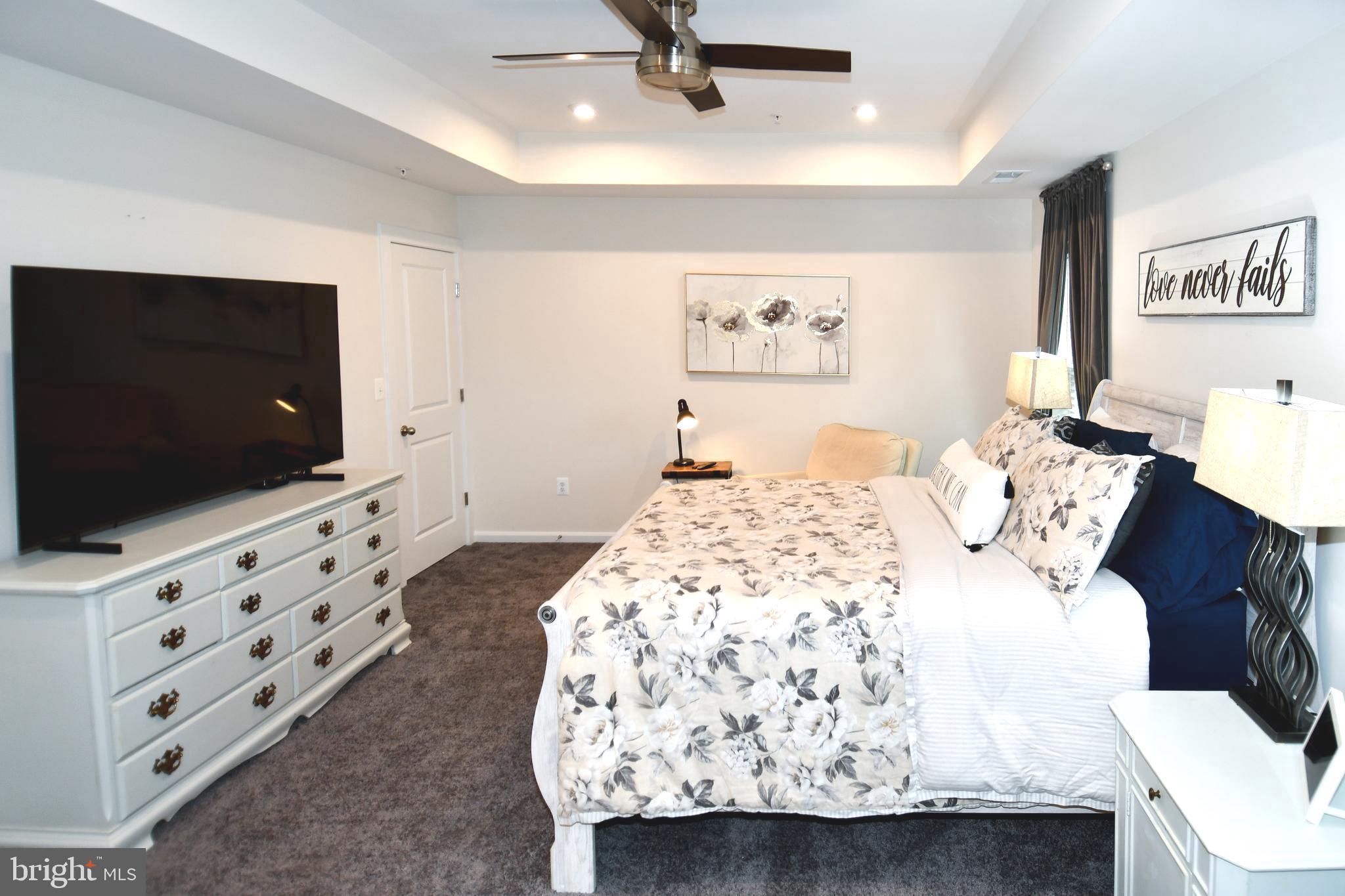 CORAL HILLS - Residential