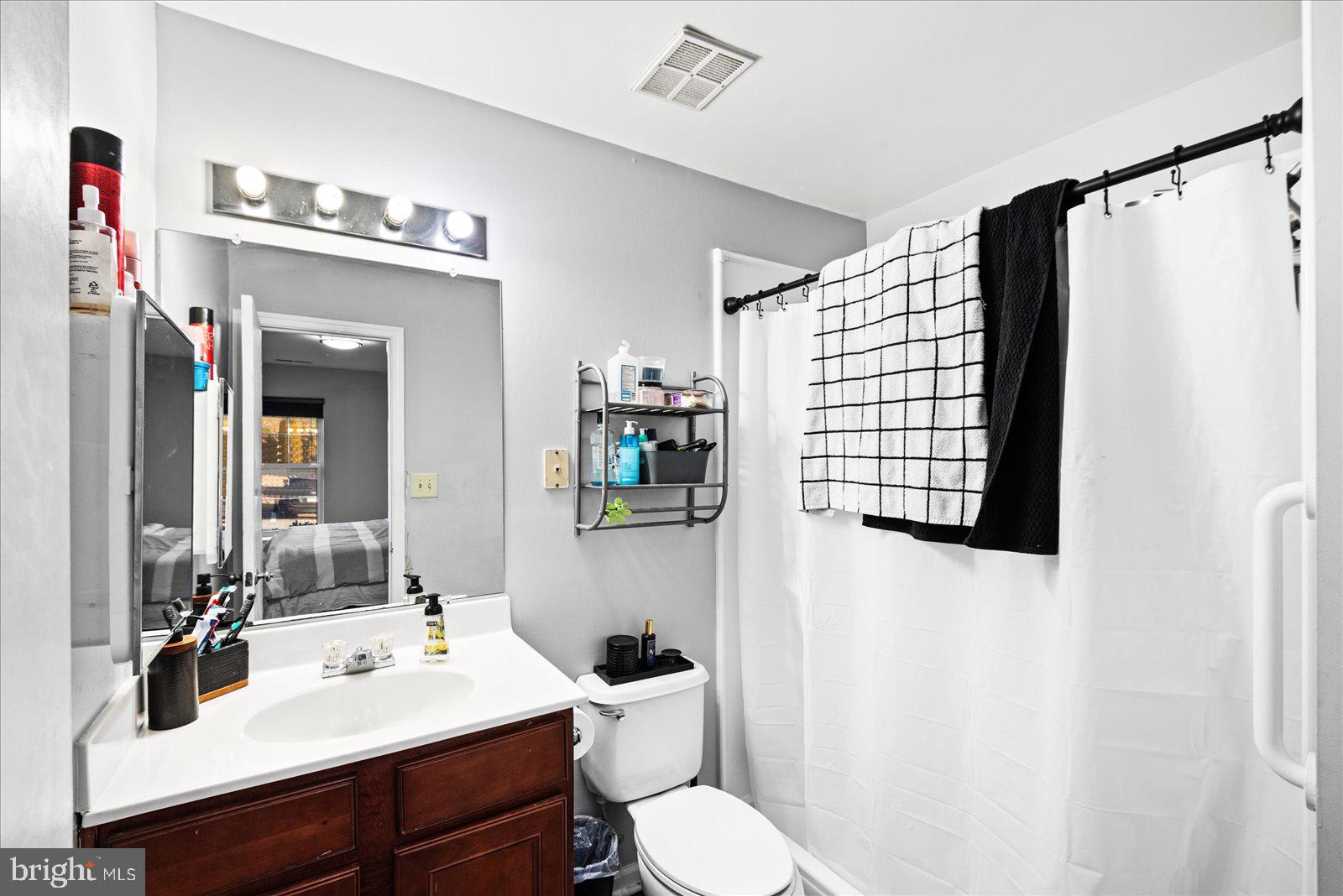 CARRIAGE POINTE AT AQUIA - Residential