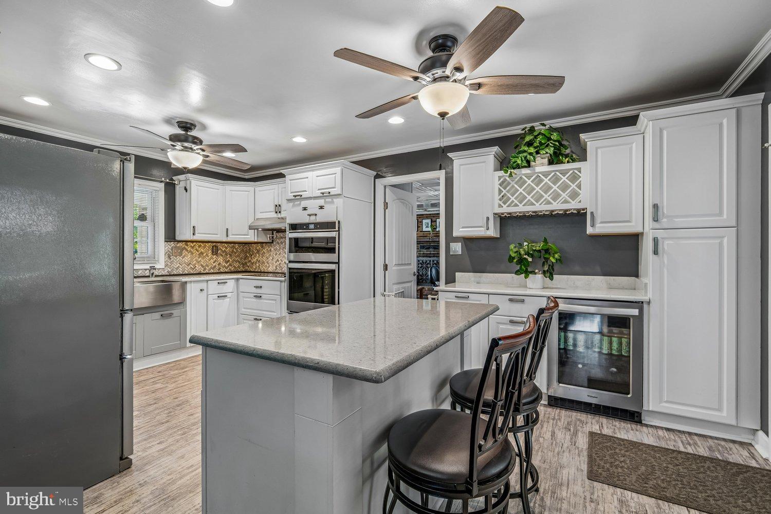 3416 MEDINA LANE