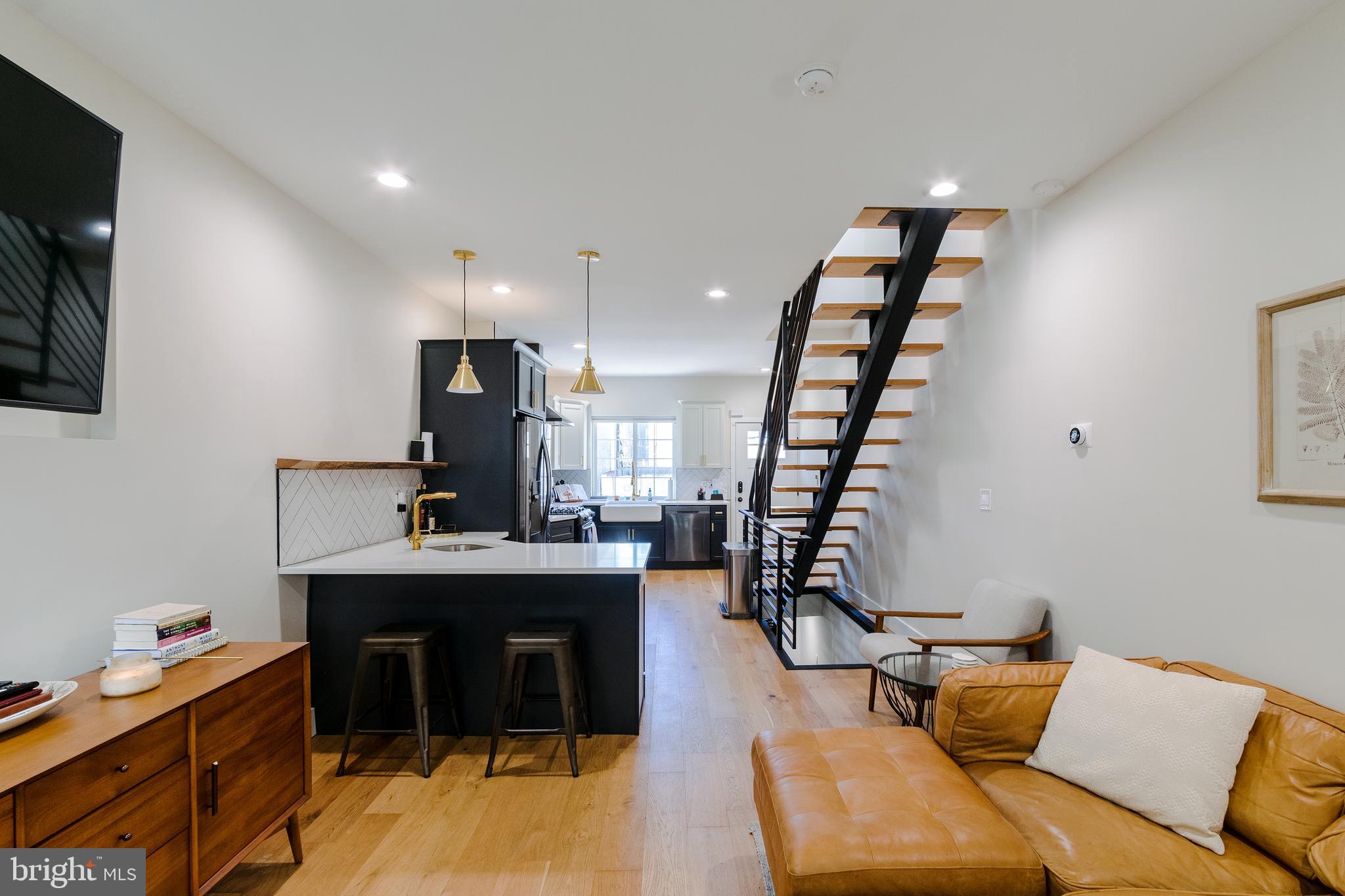 FISHTOWN - Residential Lease