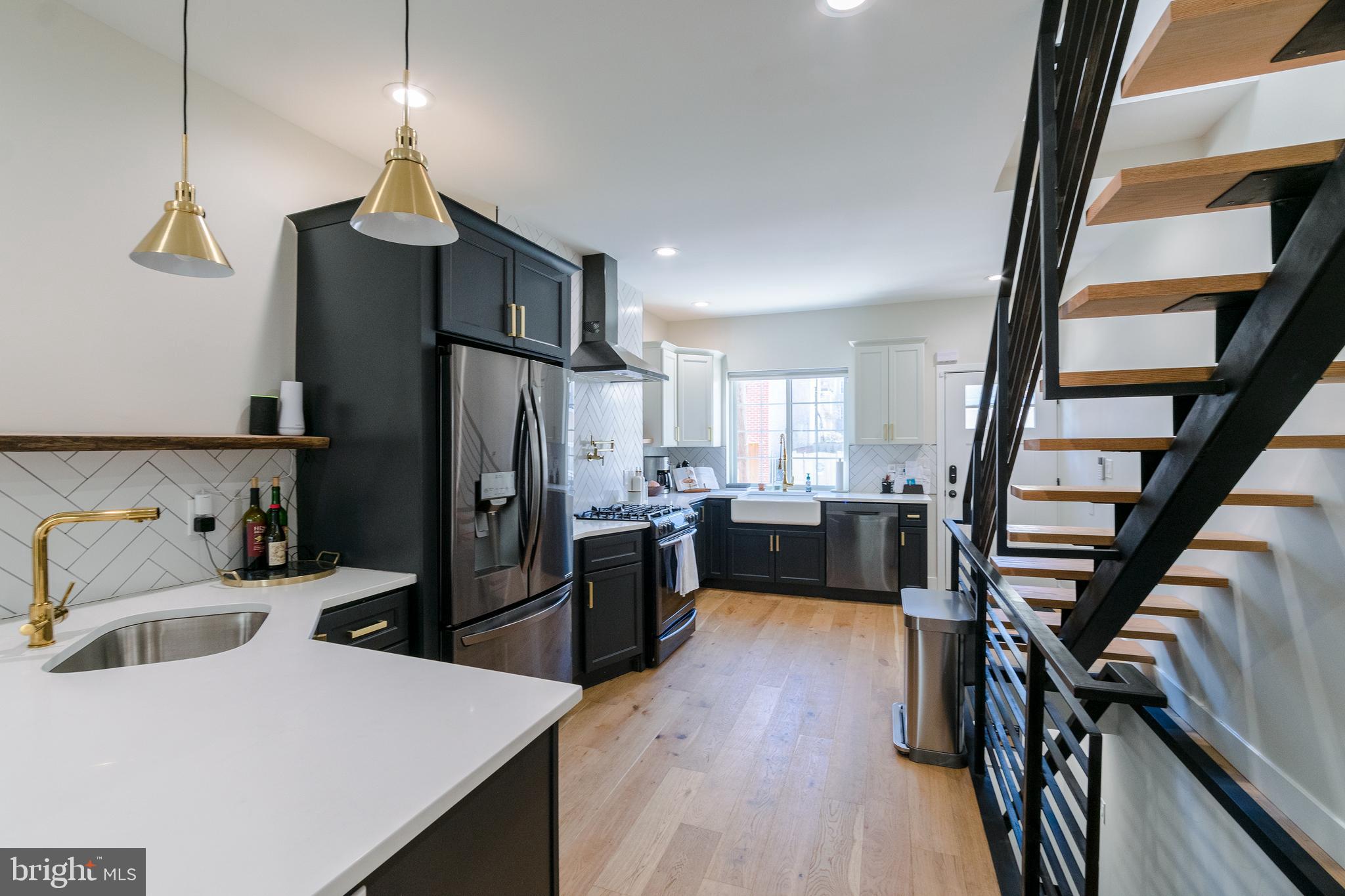 FISHTOWN - Residential Lease