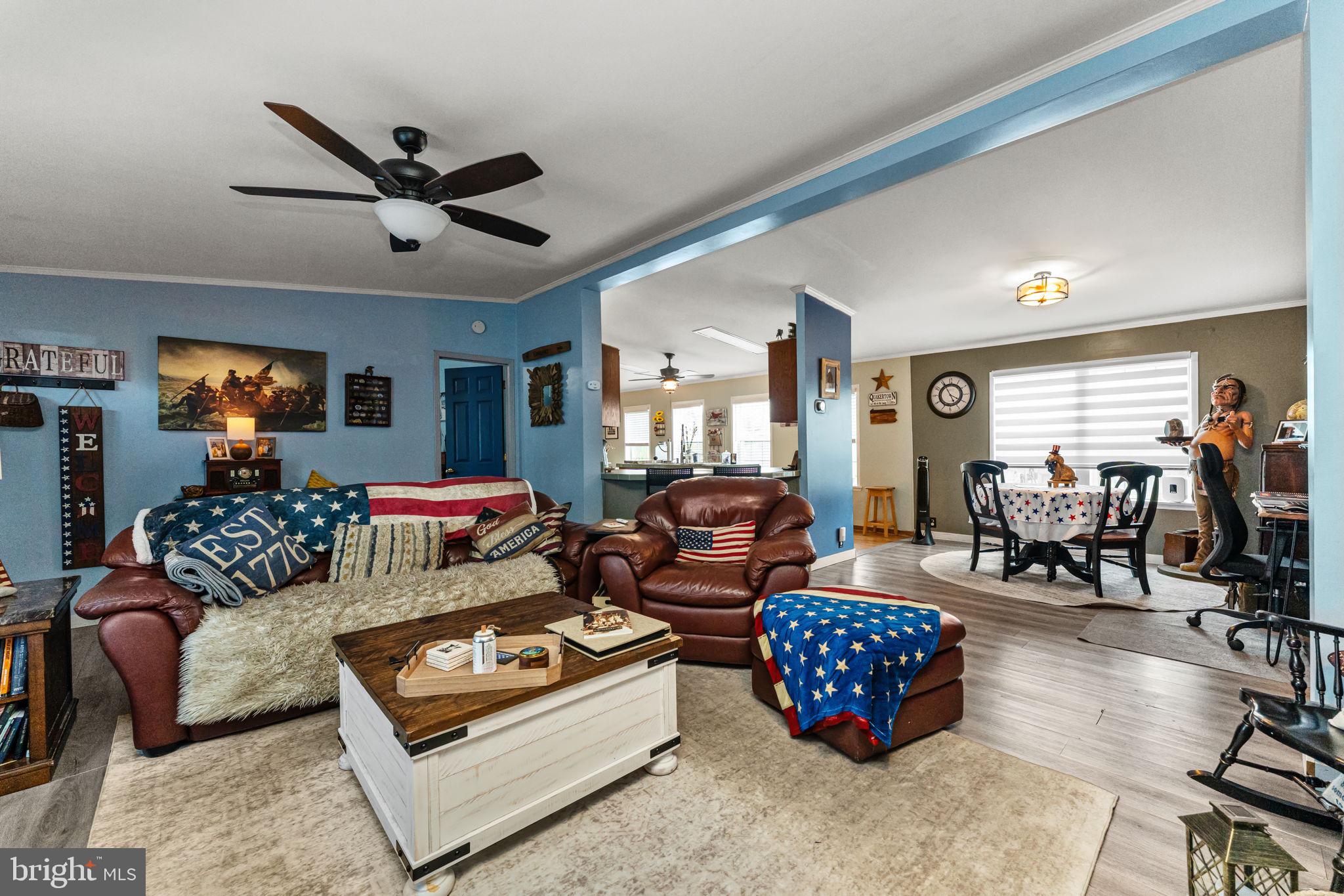 MELODYLAKESCNTRYCLUB - Residential