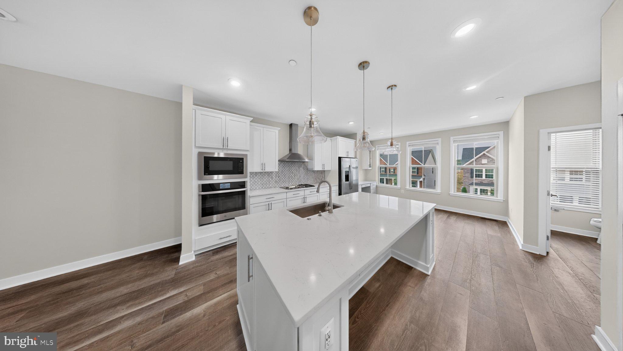11115 HAZELNUT LANE