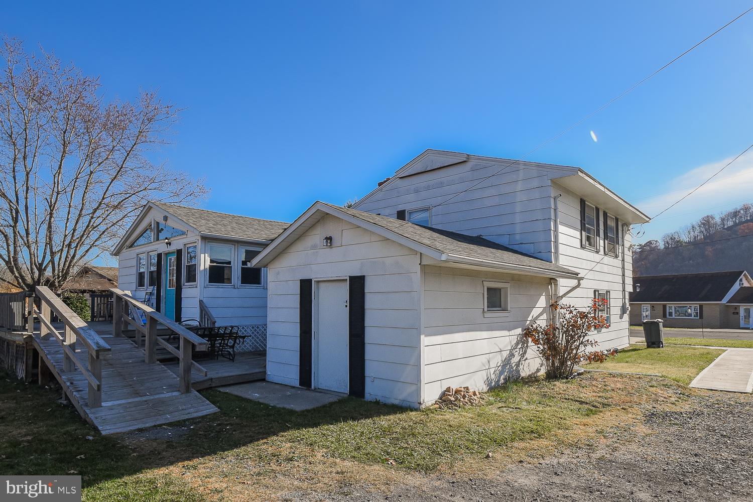 AIRPORT ADDITION - Residential