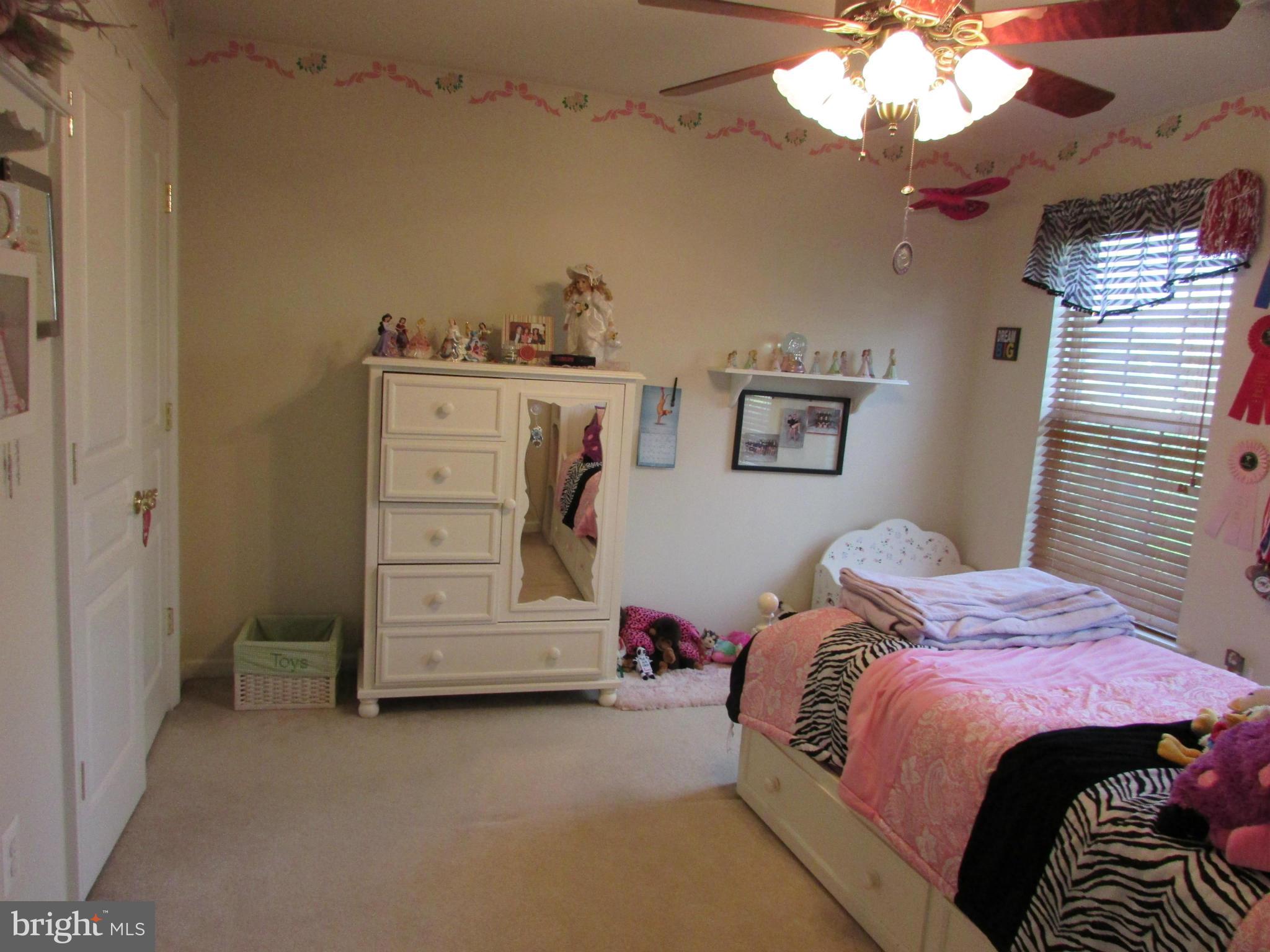 WORTHINGTON FIELDS - Residential