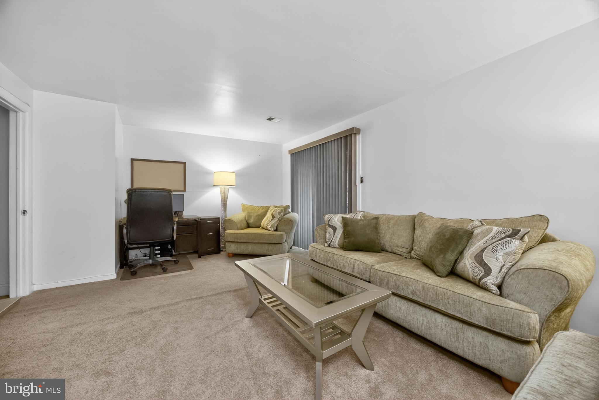 COVENTRY VILLAGE - Residential