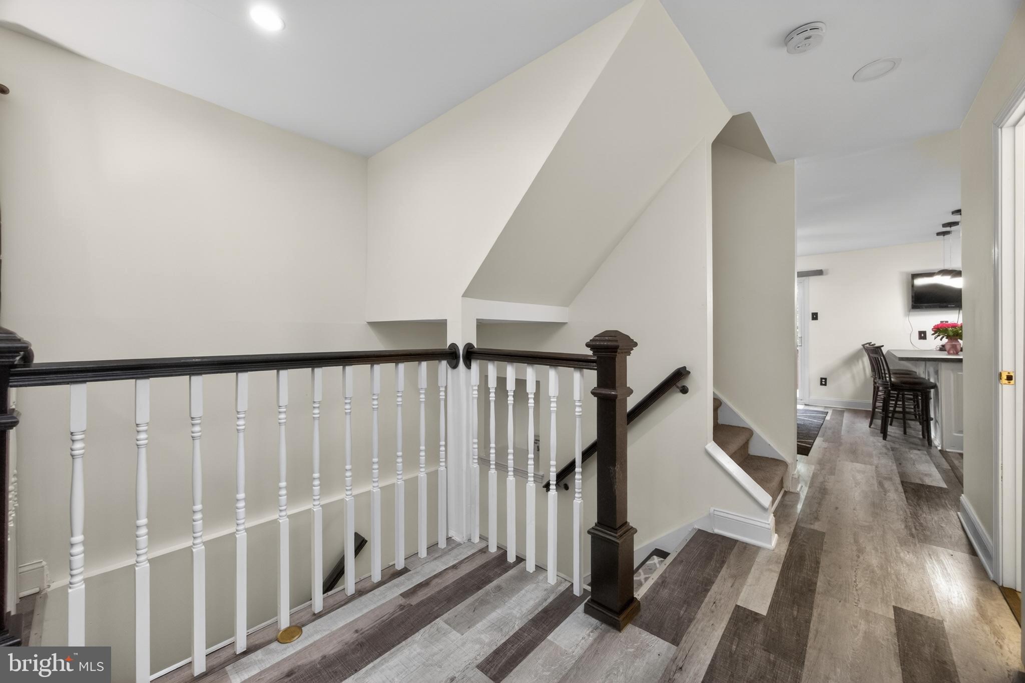 COVENTRY VILLAGE - Residential