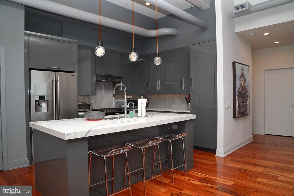 Photo of 41 W Lemon Street #504, Lancaster, PA 17603 (MLS # PALA2049278)