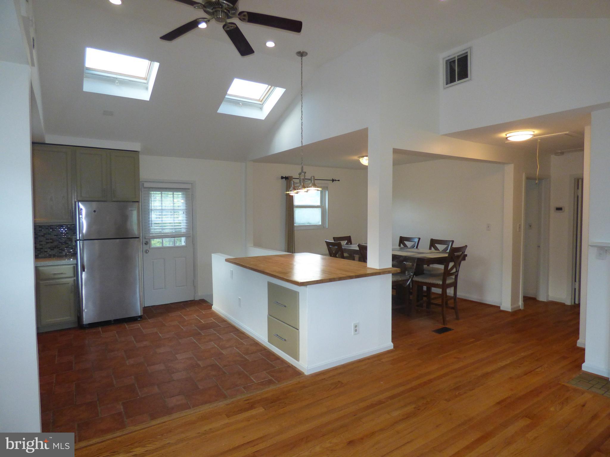 MUNSON HILL - Residential