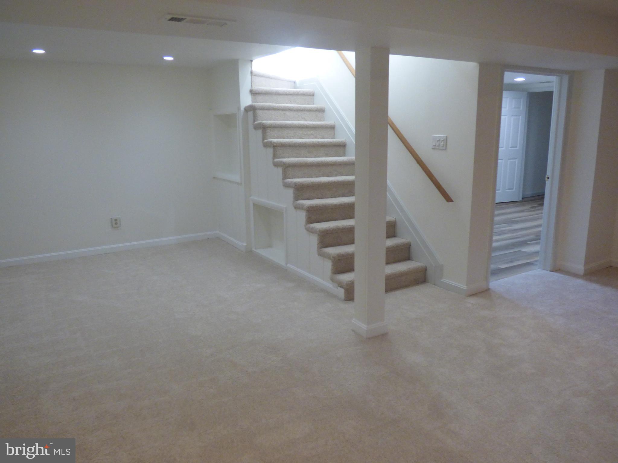 MUNSON HILL - Residential