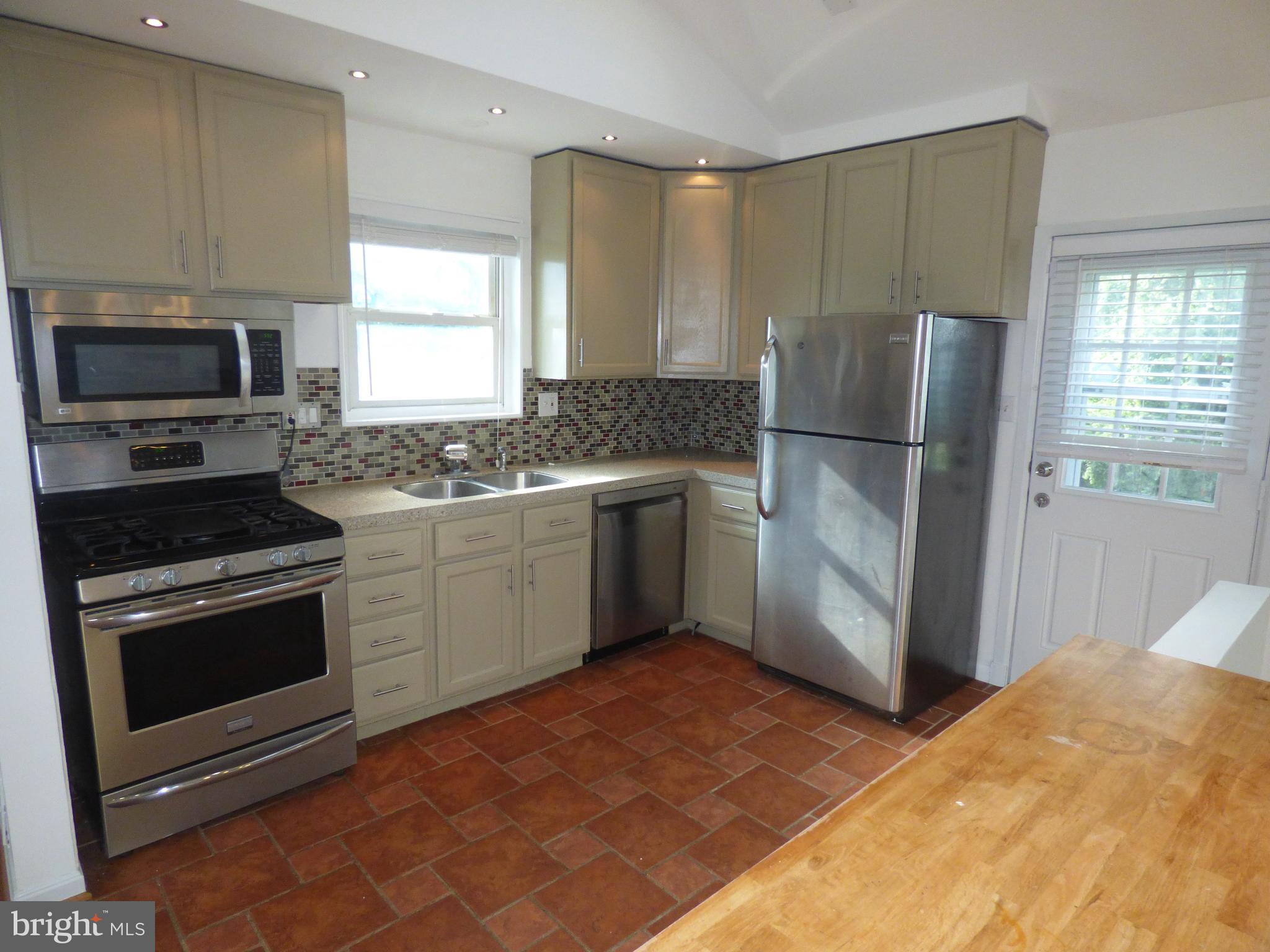 MUNSON HILL - Residential