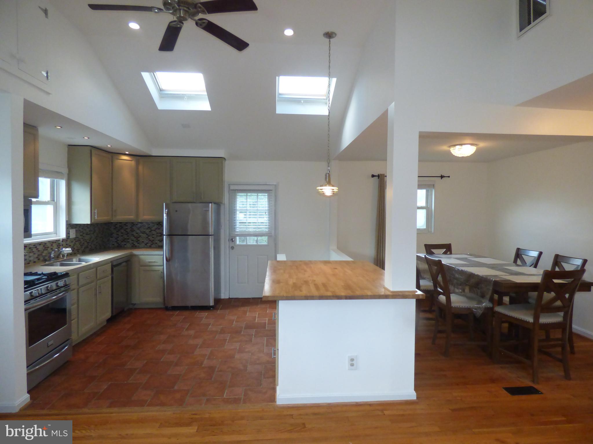 MUNSON HILL - Residential