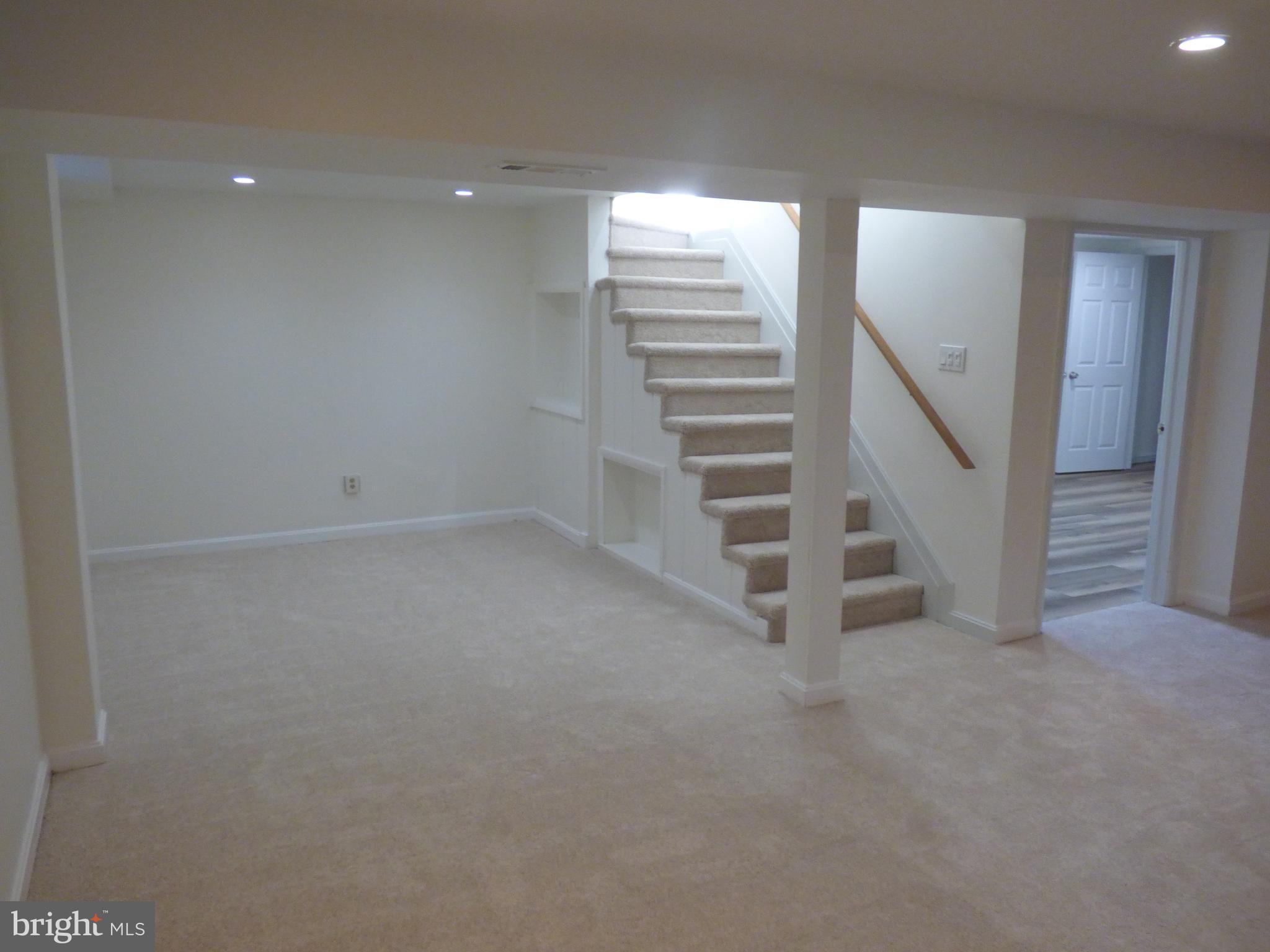 MUNSON HILL - Residential