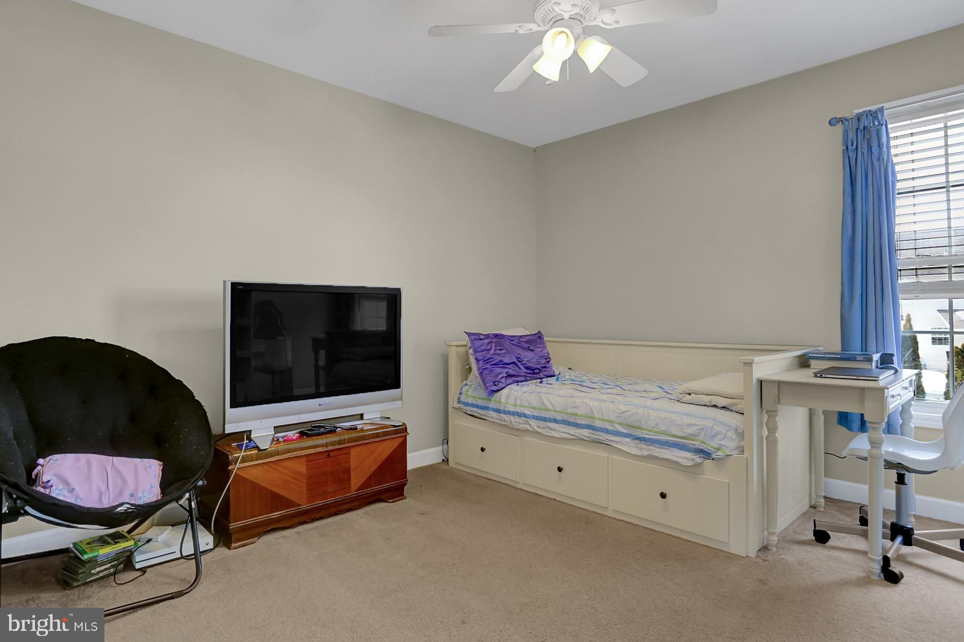 SHADOW RIDGE - Residential