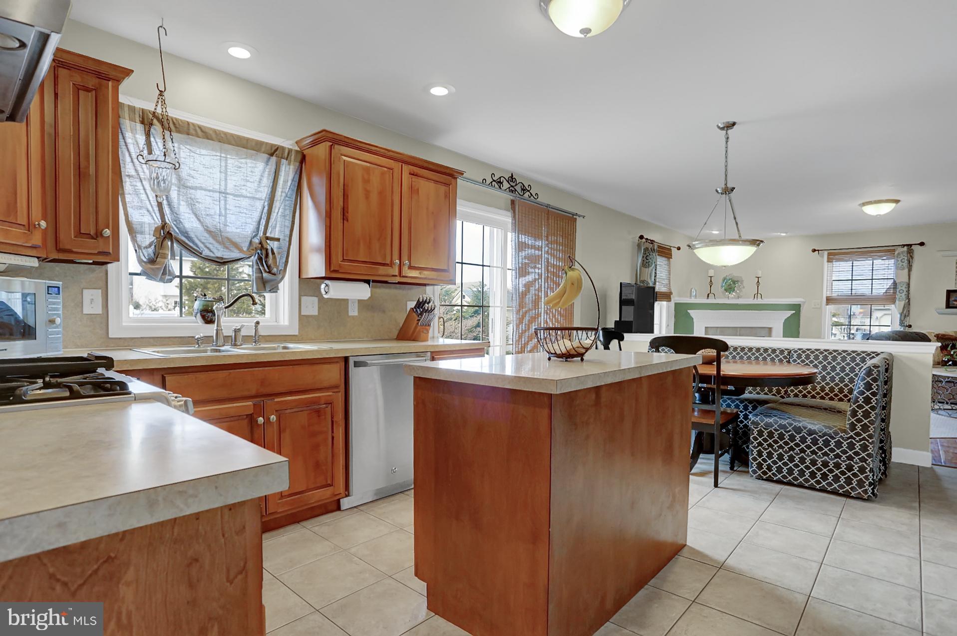 SHADOW RIDGE - Residential