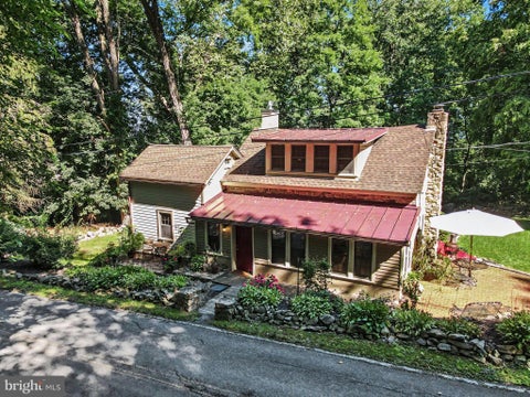 Homes For Sale - 45 Wetzel Road<br/> MACUNGIE, PA 18062